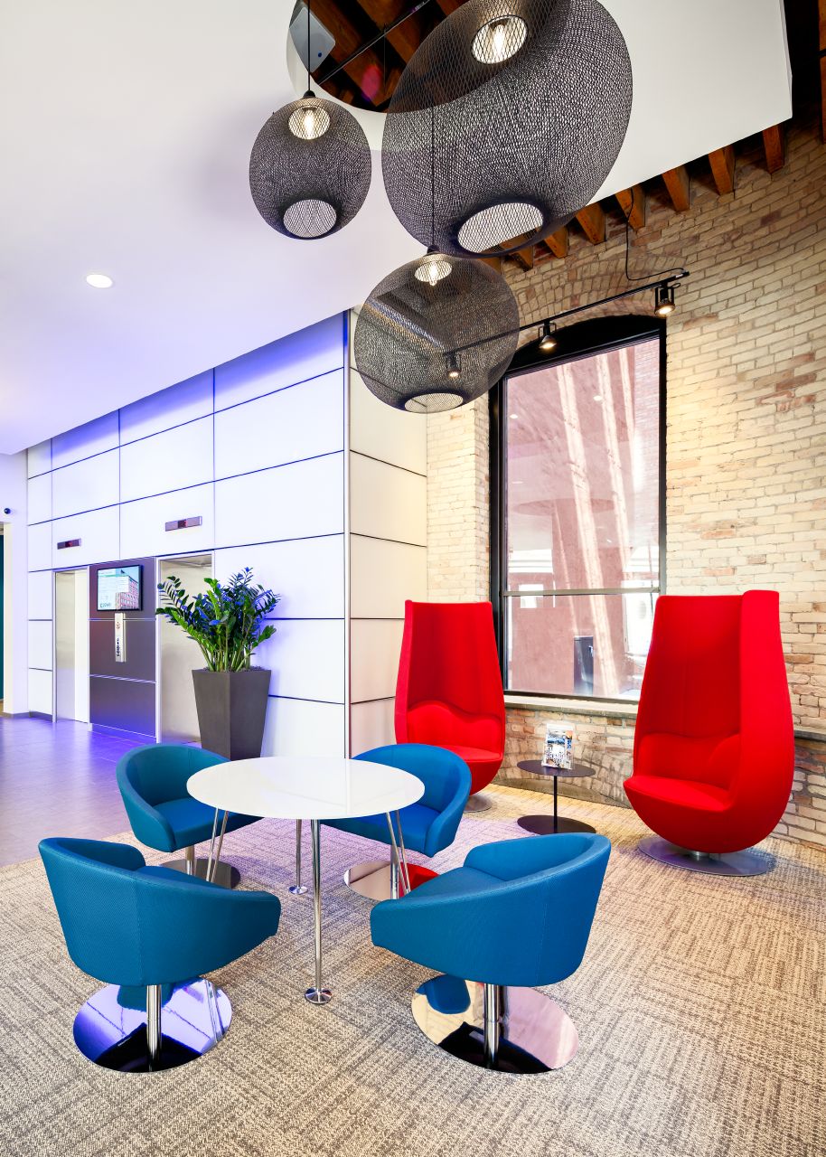 开云（中国） - 坐具|休闲椅|办公家具|设计师家具|郁金香