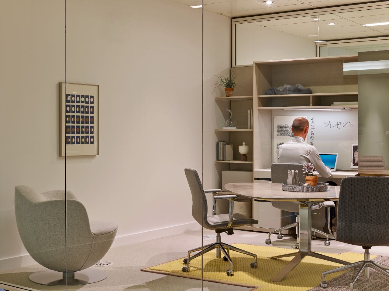 开云（中国） - 坐具|休闲椅|办公家具|设计师家具|郁金香休闲椅