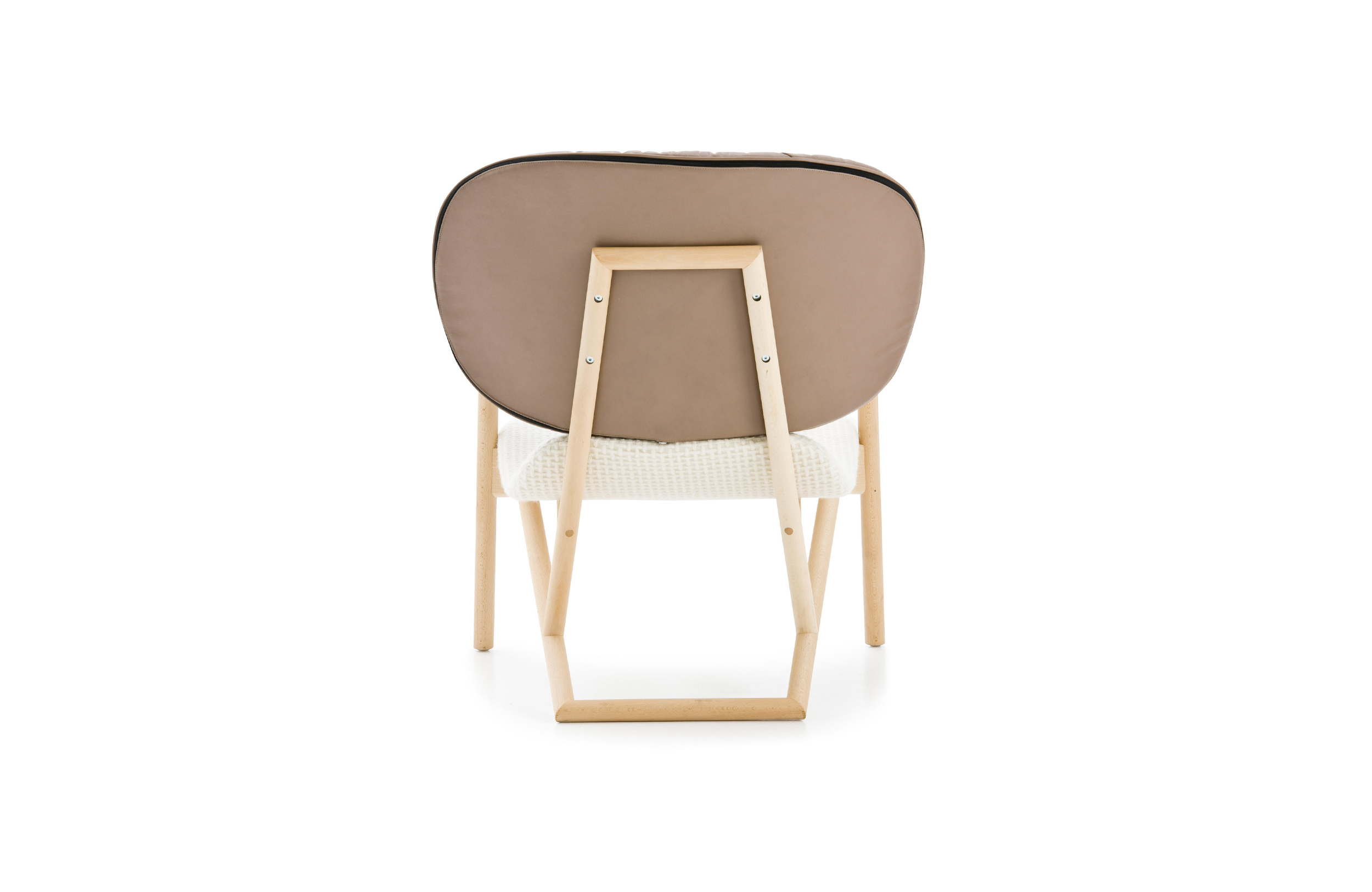 开云（中国） - 坐具|休闲椅|办公家具|设计师家具|克拉拉休闲椅