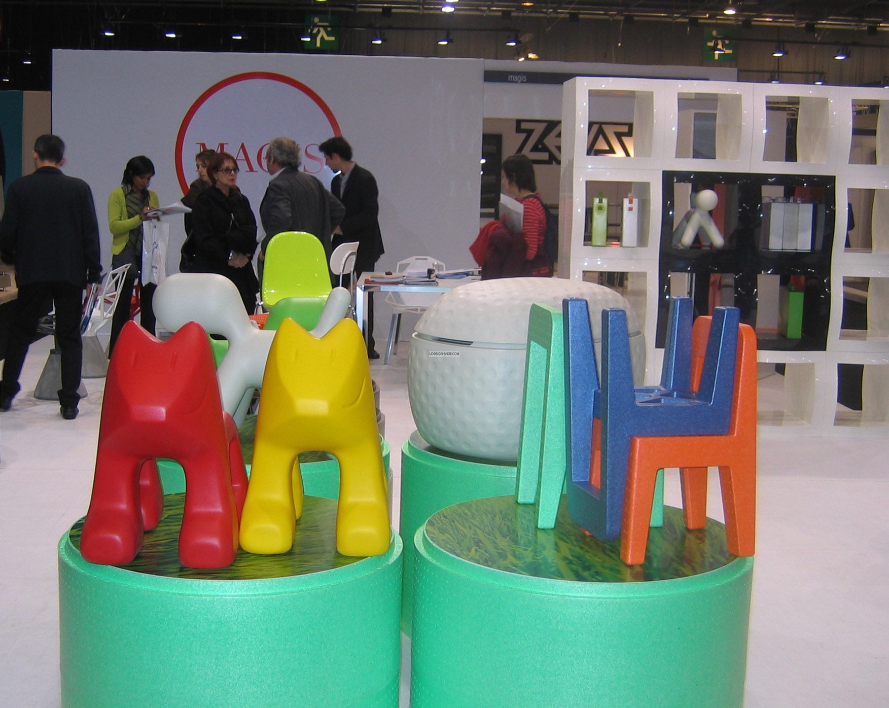 开云（中国） - 坐具|儿童椅|办公家具|设计师家具|青蛙凳/朱利安凳