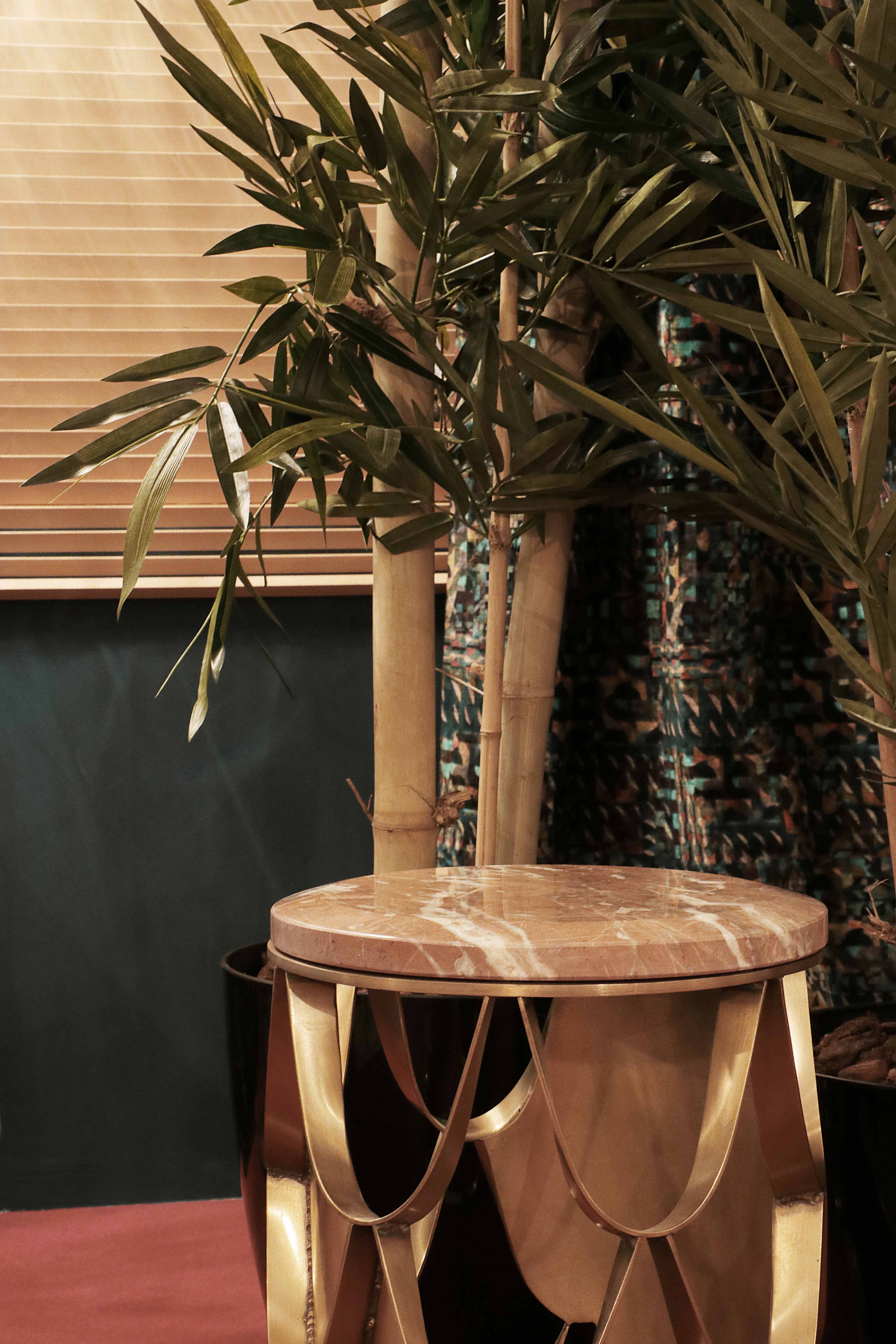 开云（中国） - 桌几|茶几/边几|办公家具|设计师家具|锦鲤边几