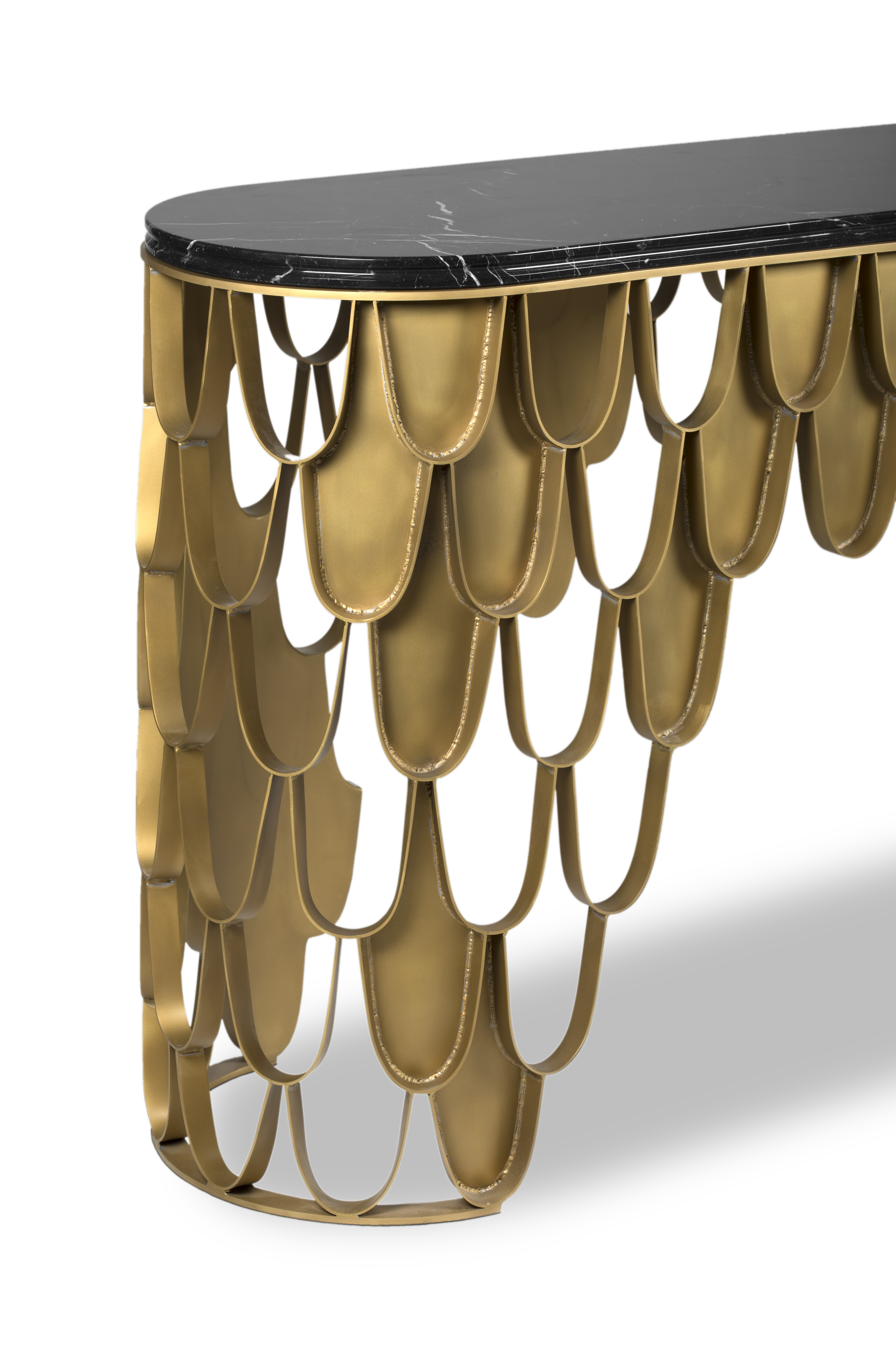 开云（中国） - 桌几|茶几/边几|办公家具|设计师家具|锦鲤桌