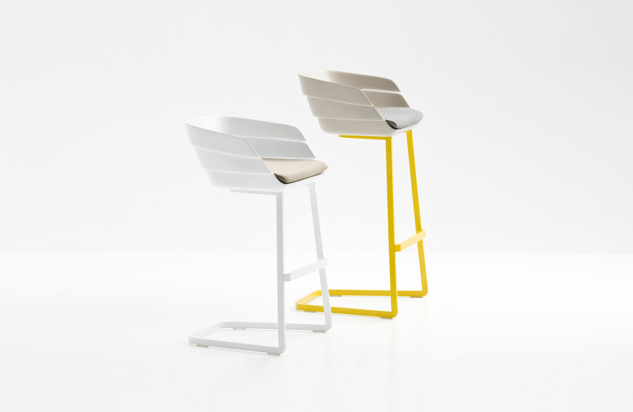 开云（中国） - 坐具|吧椅/凳子|办公家具|设计师家具|裂谷吧椅