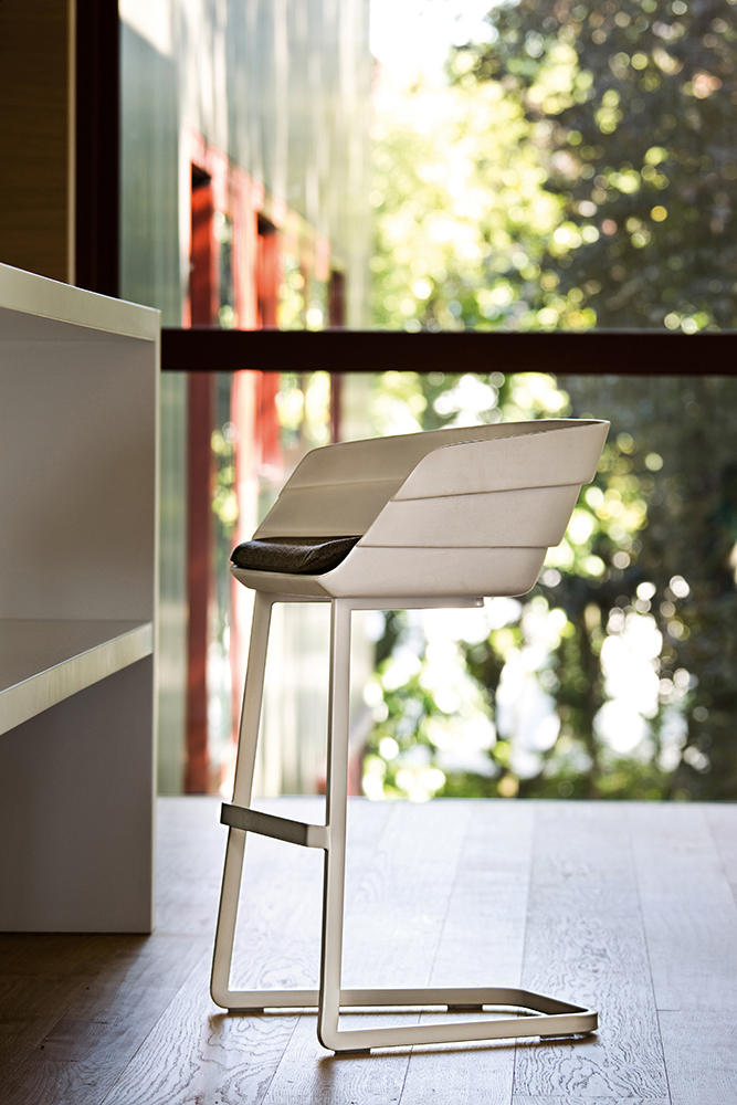 开云（中国） - 坐具|吧椅/凳子|办公家具|设计师家具|裂谷吧椅