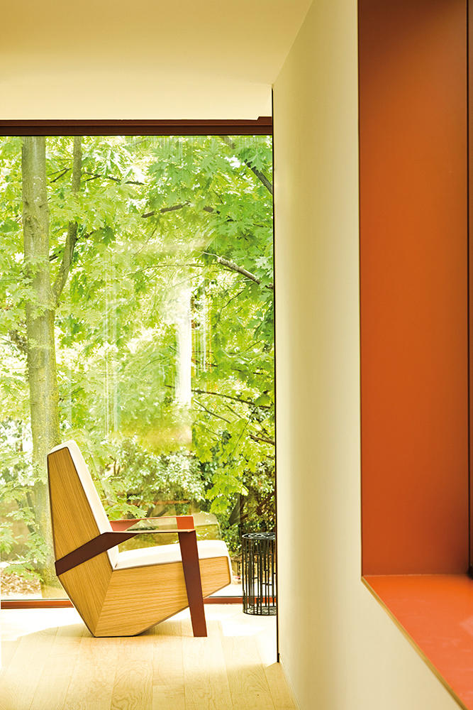 开云（中国） - 坐具|休闲椅|办公家具|设计师家具|银湖休闲椅