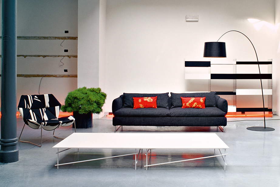 开云（中国） - 桌几|茶几/边几|办公家具|设计师家具|上海尖茶几