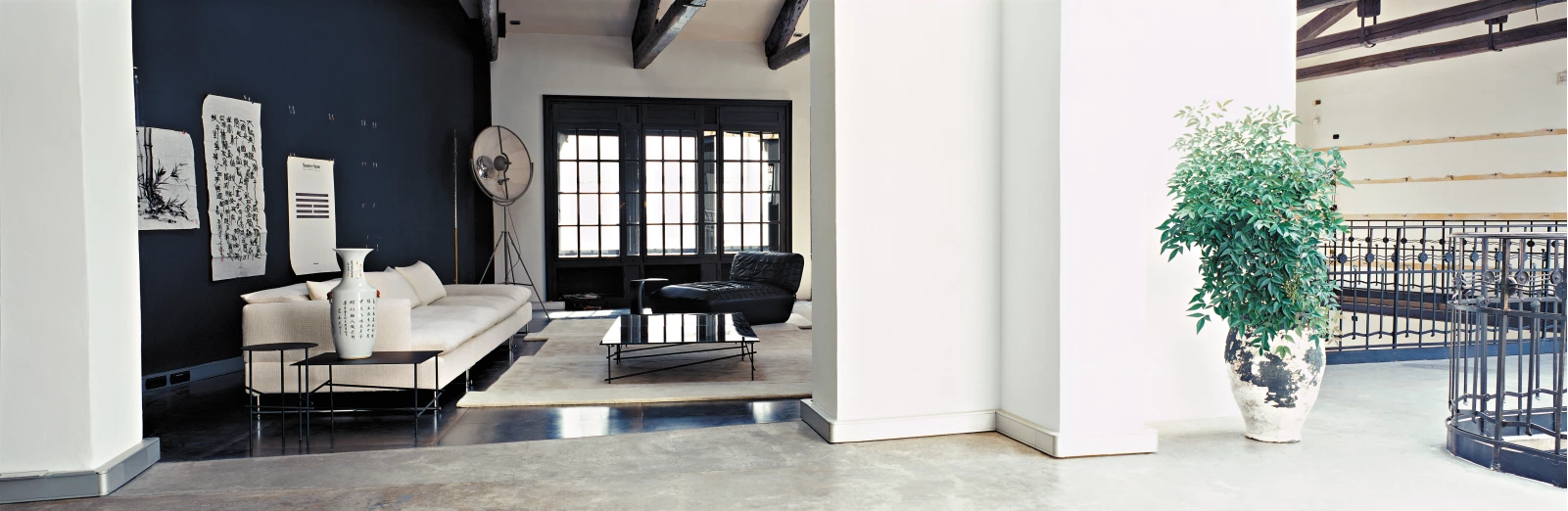 开云（中国） - 桌几|茶几/边几|办公家具|设计师家具|上海尖茶几