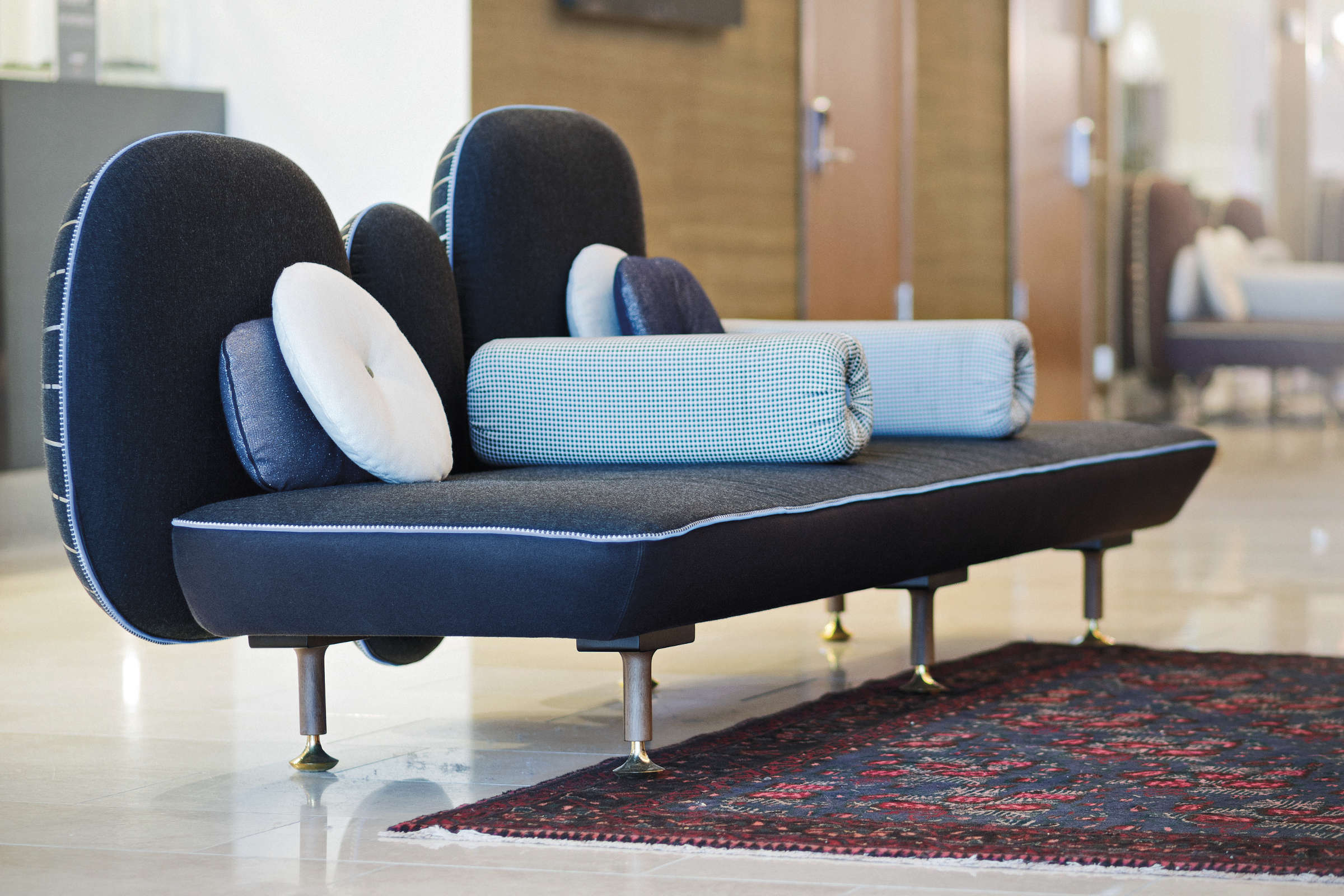 开云（中国） - 坐具|沙发|办公家具|设计师家具|我美丽的背面沙发