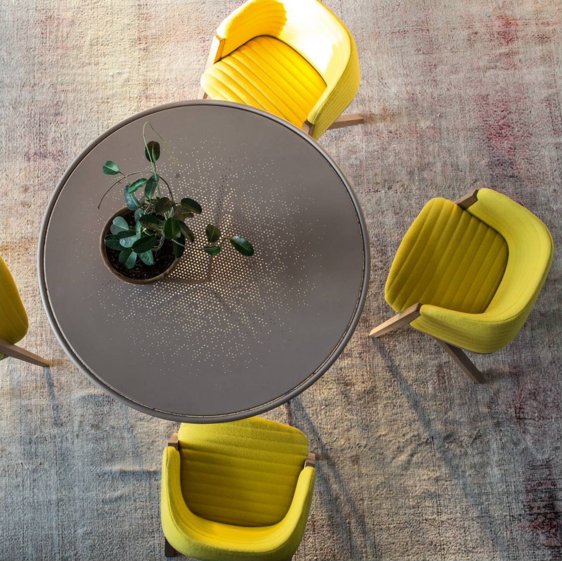 开云（中国） - 坐具|休闲椅|办公家具|设计师家具|玛法达休闲椅