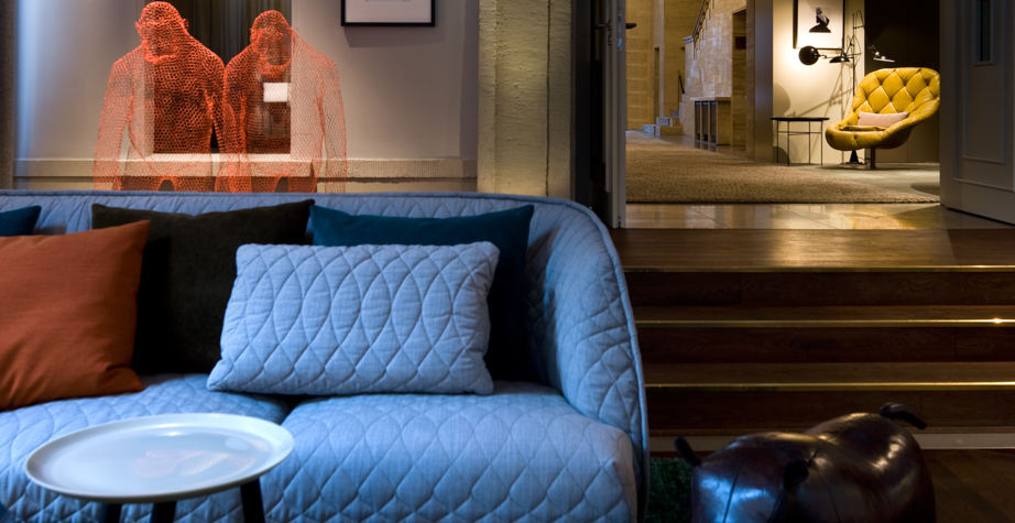 开云（中国） - 桌几|茶几/边几|办公家具|设计师家具|克拉拉边几