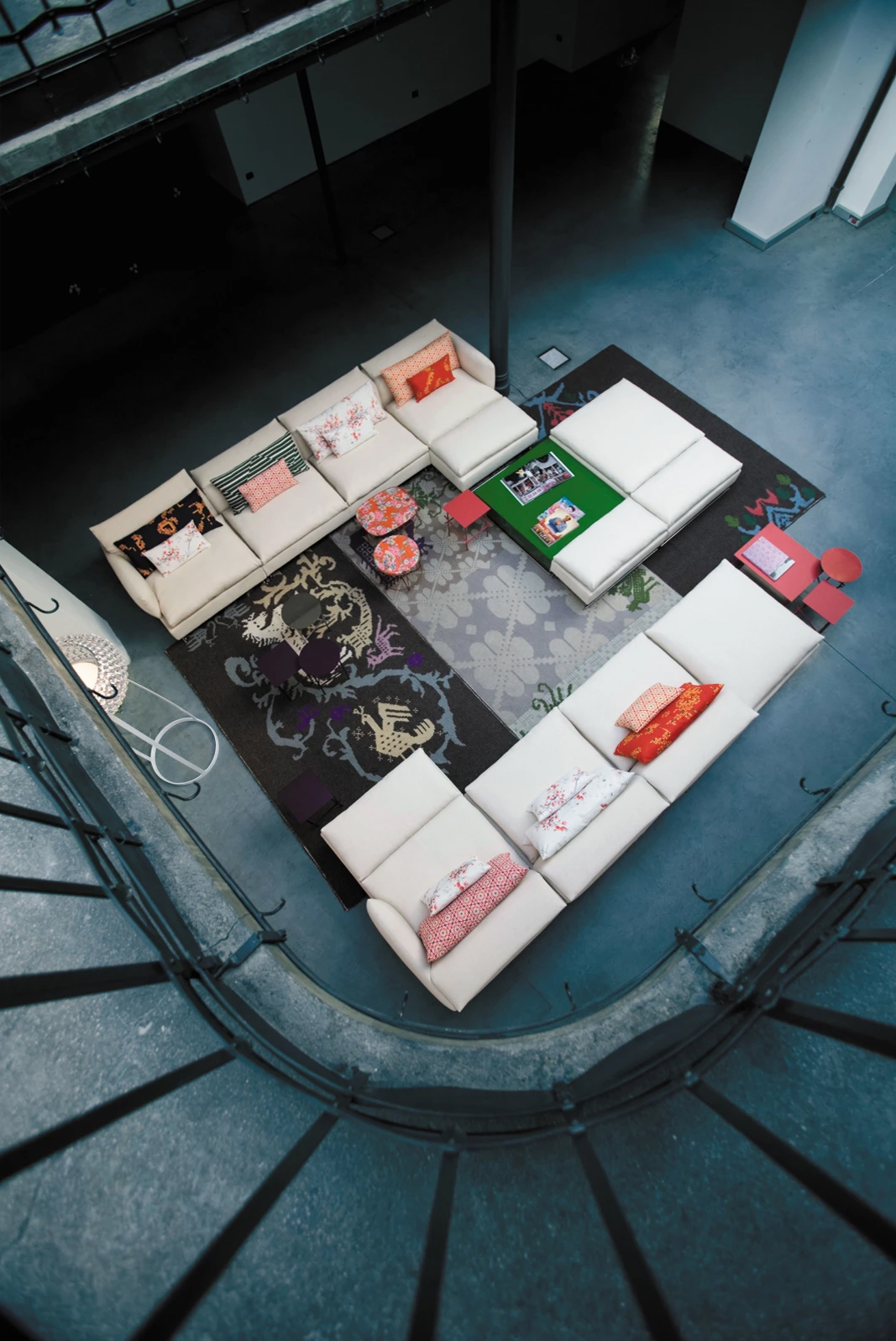 开云（中国） - 桌几|茶几/边几|办公家具|设计师家具|浮世茶几