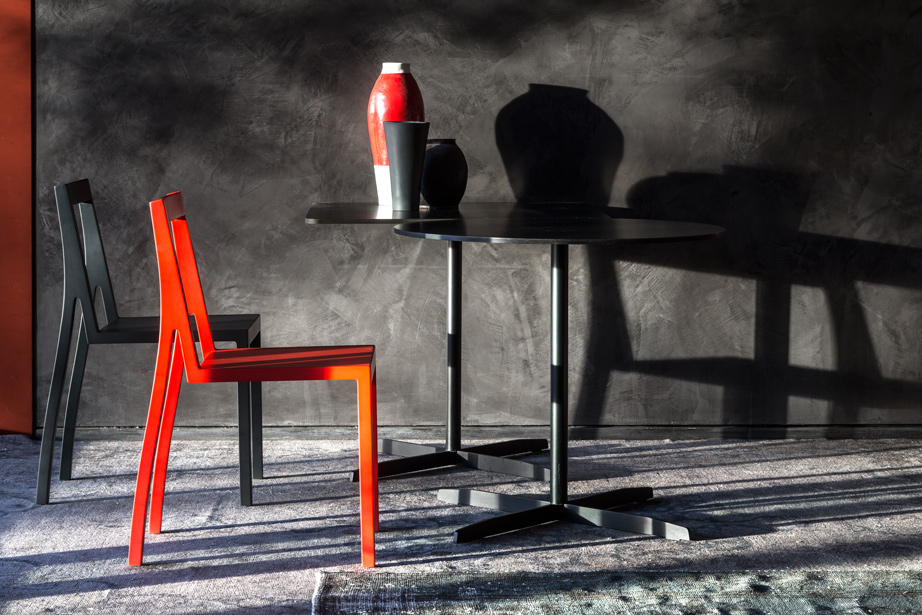 开云（中国） - 桌几|咖啡桌|办公家具|设计师家具|罗杰咖啡桌