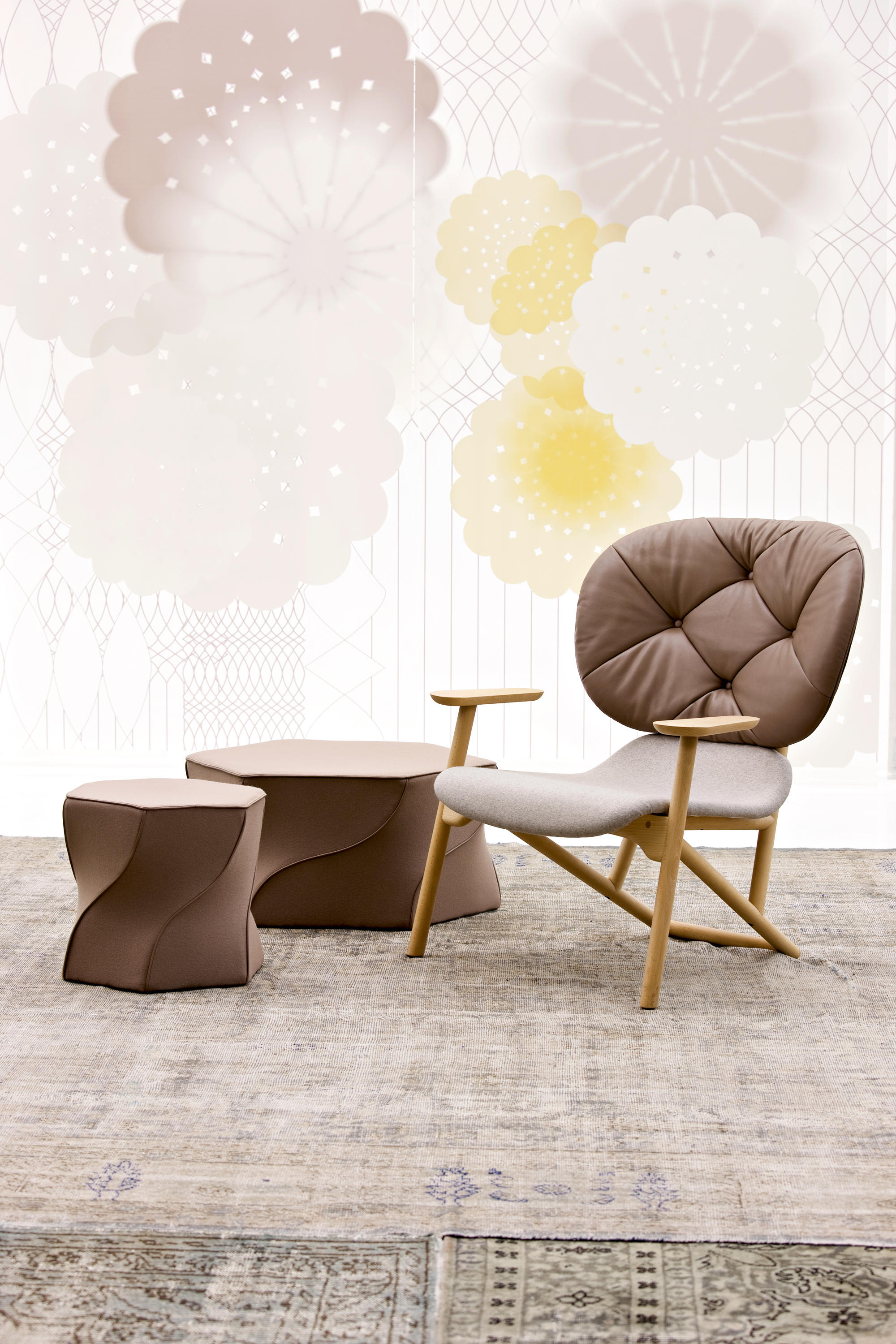 开云（中国） - 坐具|吧椅/凳子|办公家具|设计师家具|扭转矮凳