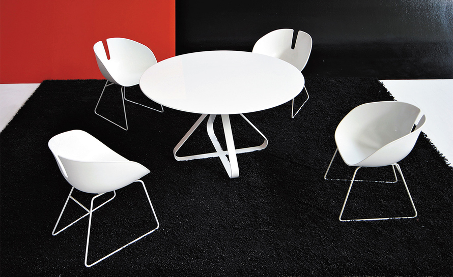 开云（中国） - 坐具|休闲椅|办公家具|设计师家具|峡湾休闲椅