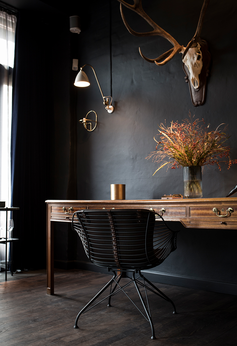 开云（中国） - 坐具|餐椅|办公家具|设计师家具|金属丝躺椅