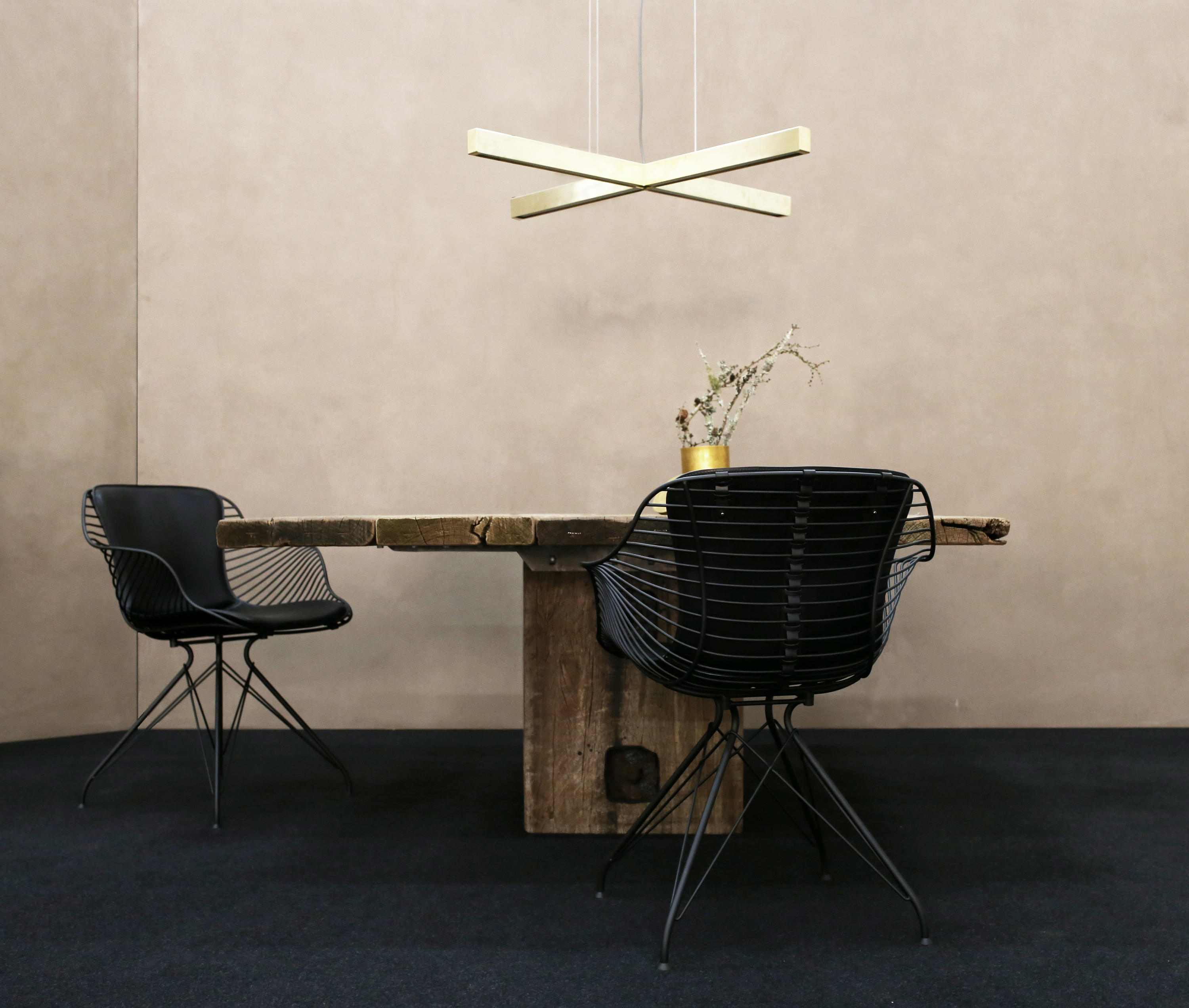 开云（中国） - 坐具|餐椅|办公家具|设计师家具|金属丝躺椅