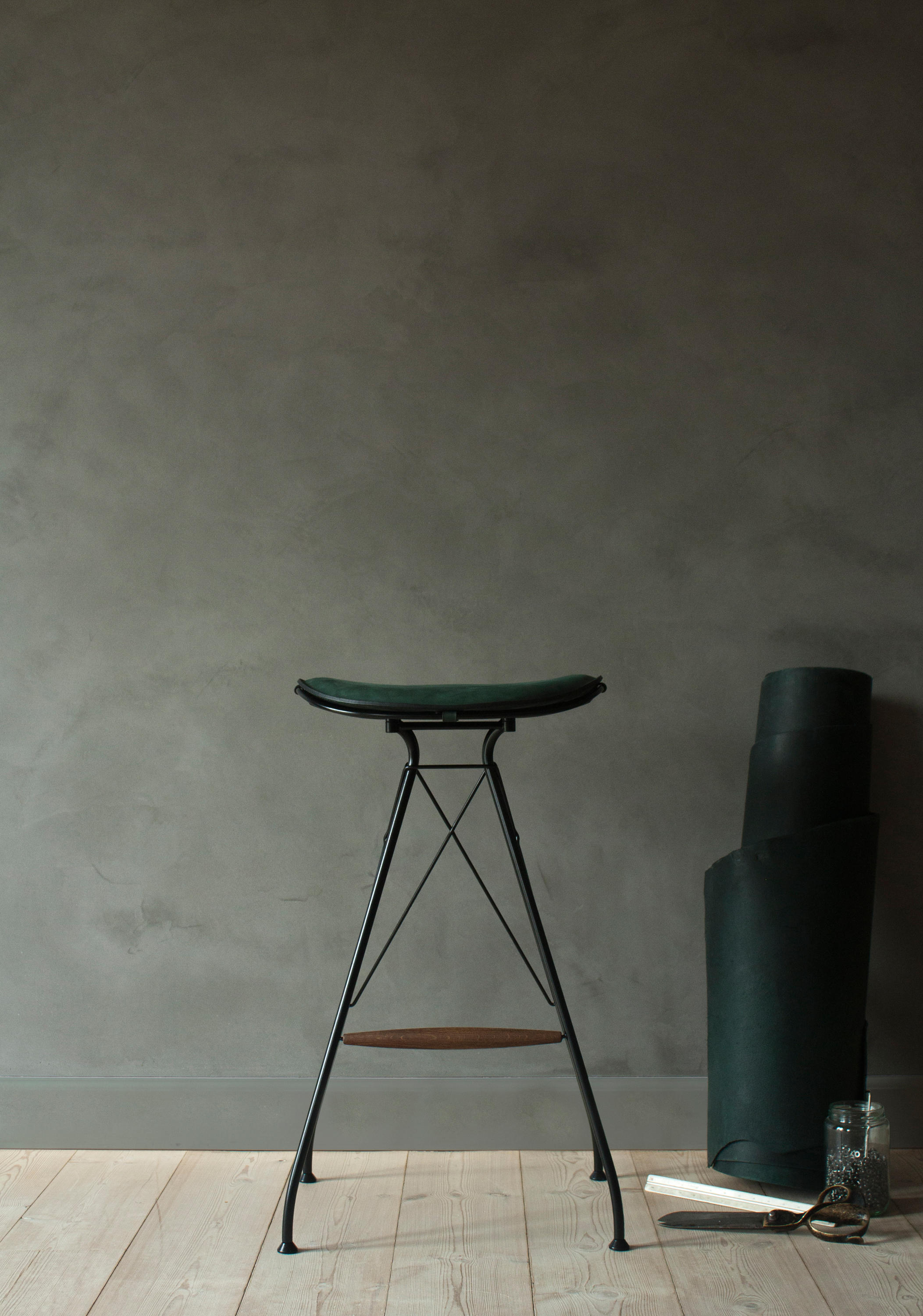 开云（中国） - 坐具|吧椅/凳子|办公家具|设计师家具|金属丝吧椅