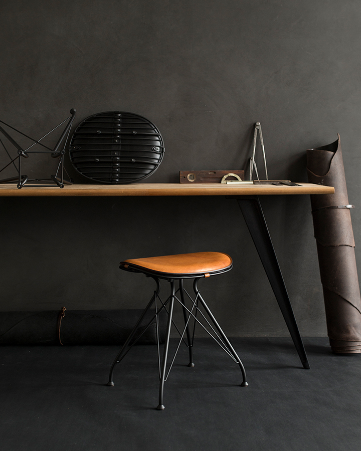 开云（中国） - 坐具|吧椅/凳子|办公家具|设计师家具|金属丝吧椅