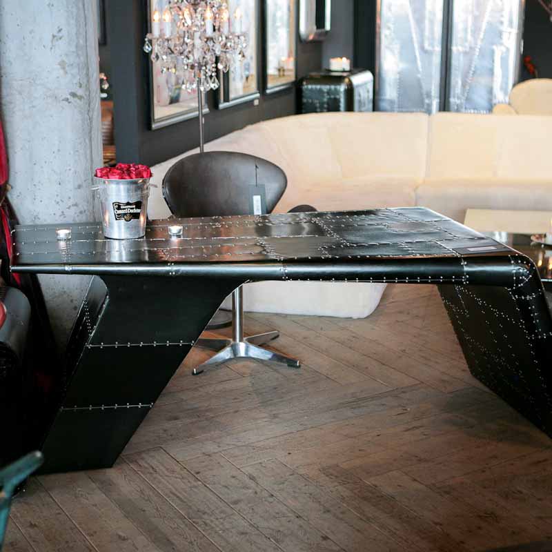 开云（中国） - 桌几|办公桌|办公家具|设计师家具|飞行员瓦尔基里台