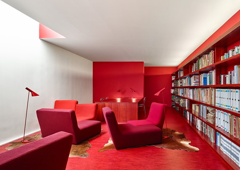 开云（中国） - 坐具|沙发|办公家具|设计师家具|融合沙发