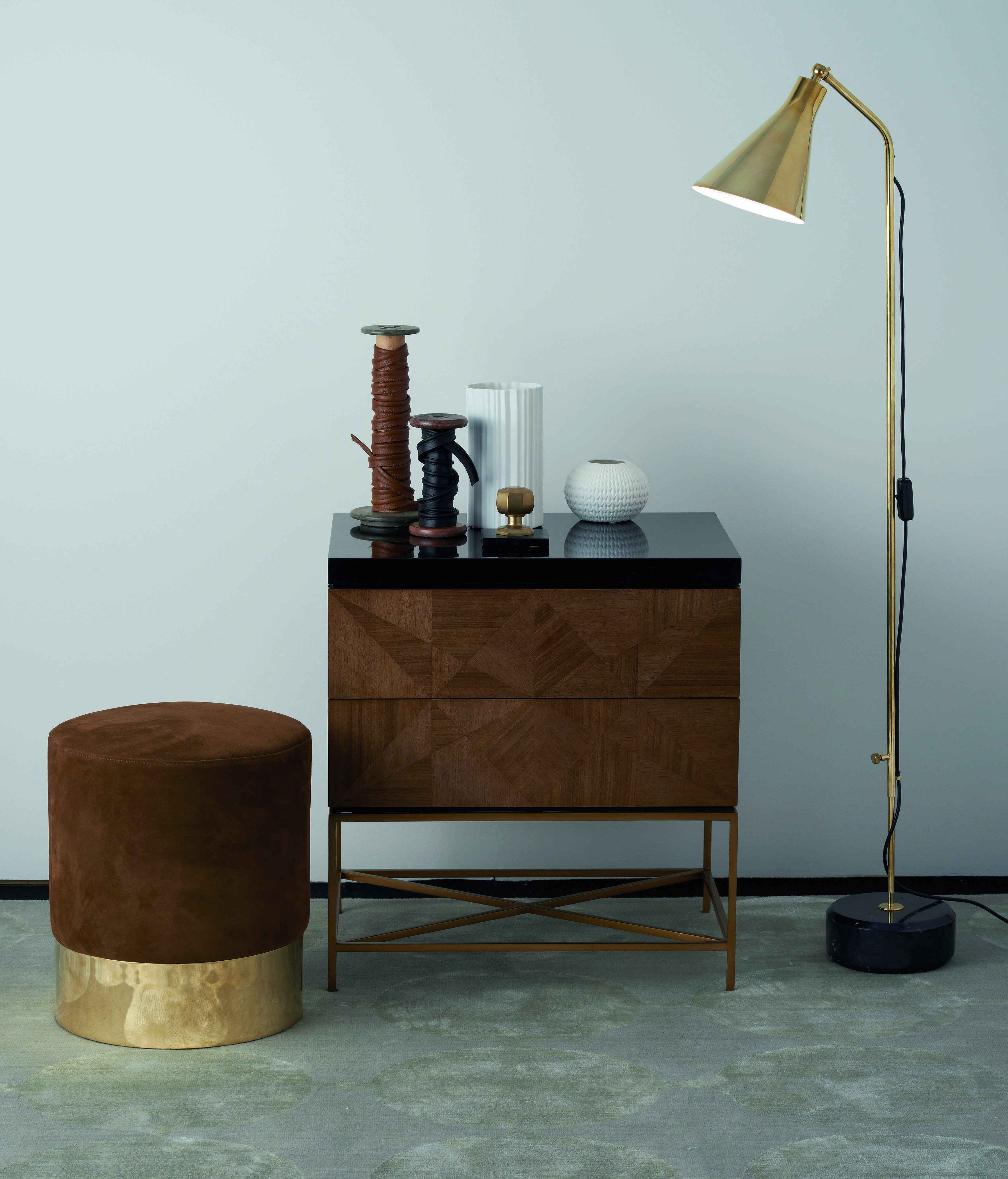 开云（中国） - 坐具|吧椅/凳子|办公家具|设计师家具|阿苏塞纳矮墩