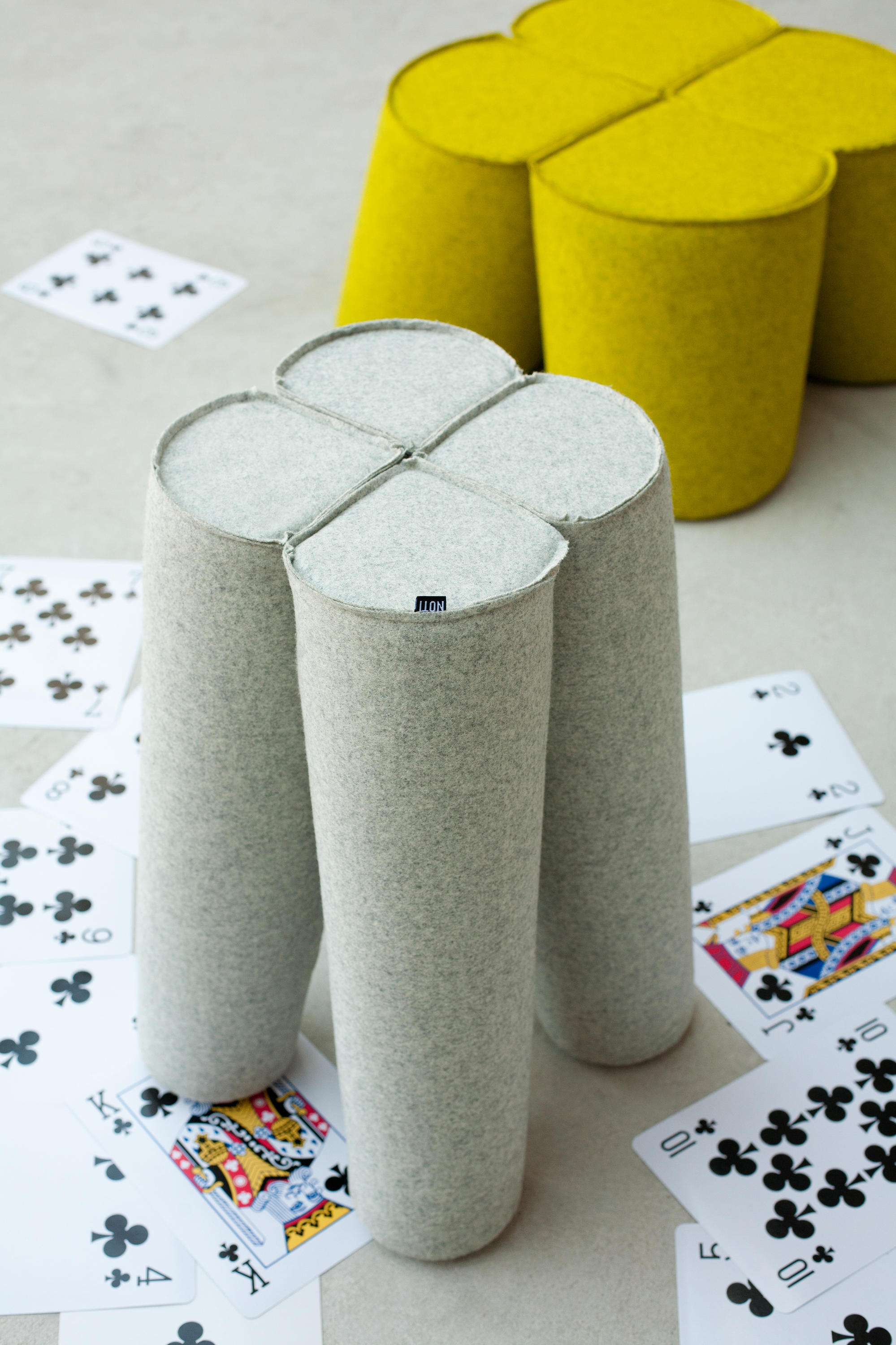 开云（中国） - 坐具|吧椅/凳子|办公家具|设计师家具|三叶草矮墩