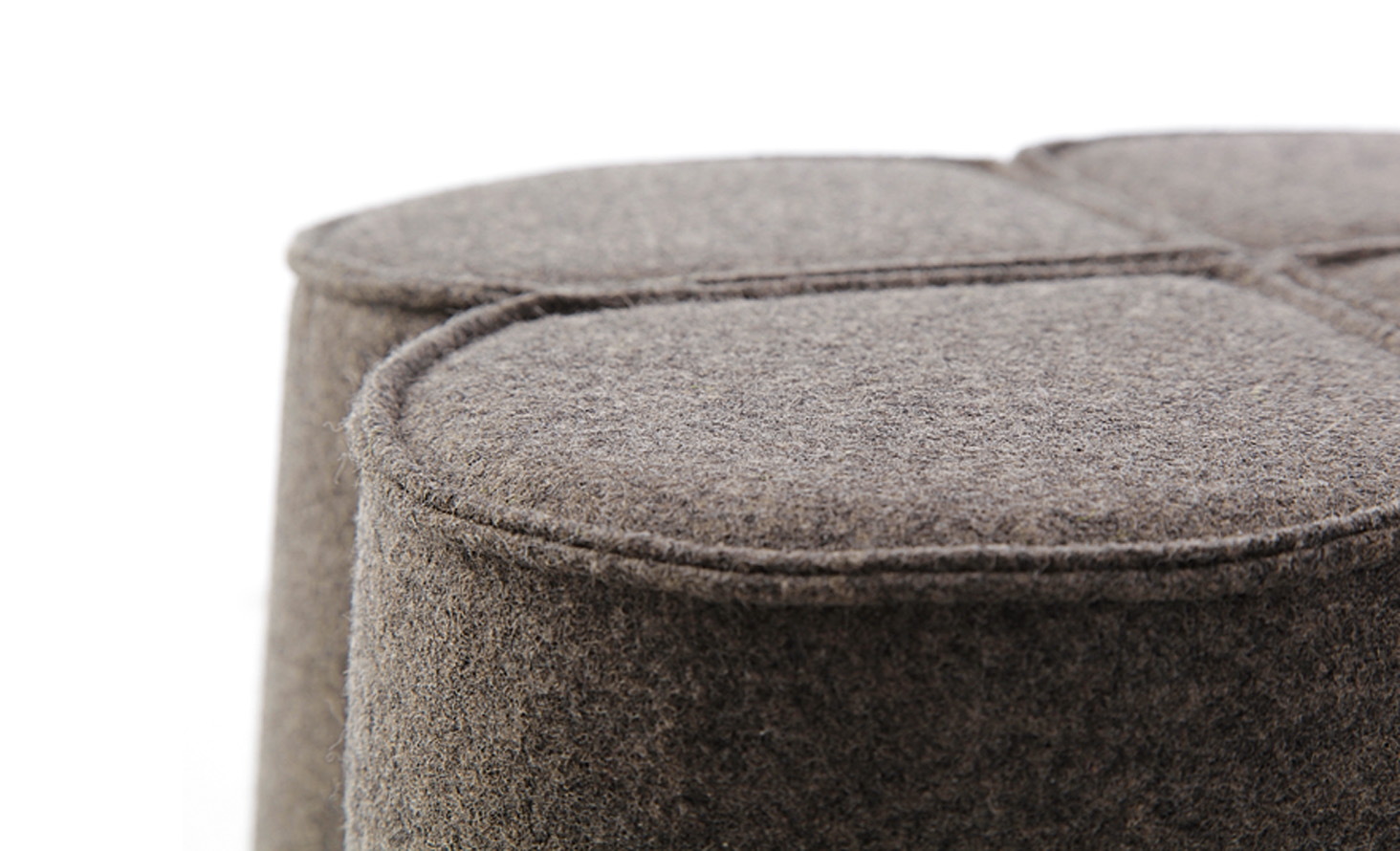 开云（中国） - 坐具|吧椅/凳子|办公家具|设计师家具|三叶草矮墩