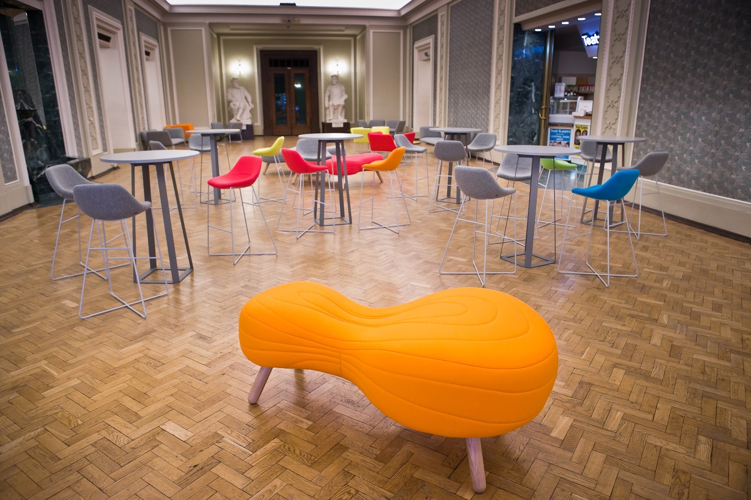 开云（中国） - 坐具|吧椅/凳子|办公家具|设计师家具|Bouli矮凳