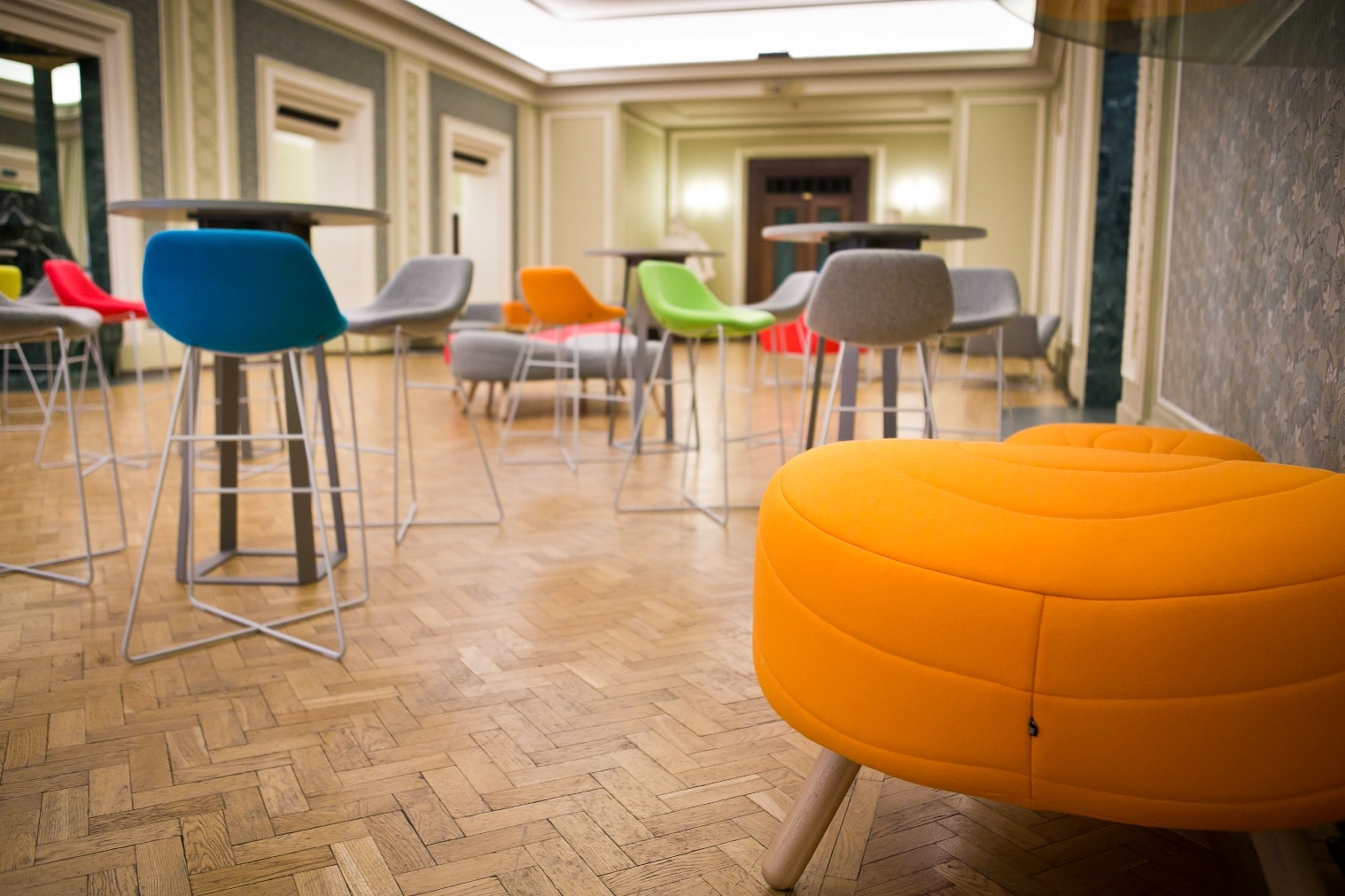 开云（中国） - 坐具|吧椅/凳子|办公家具|设计师家具|Bouli矮凳