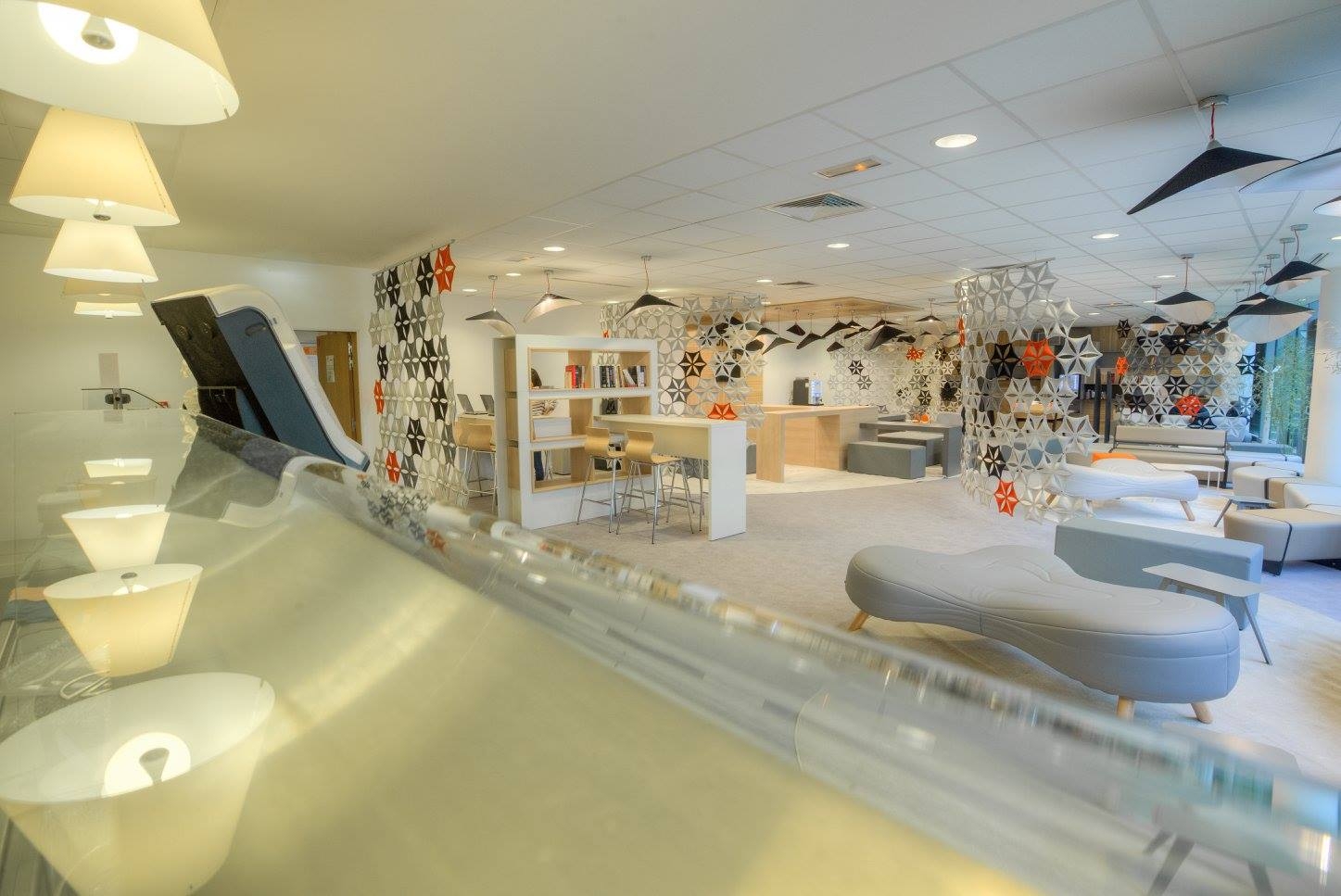 开云（中国） - 坐具|吧椅/凳子|办公家具|设计师家具|Bouli矮凳