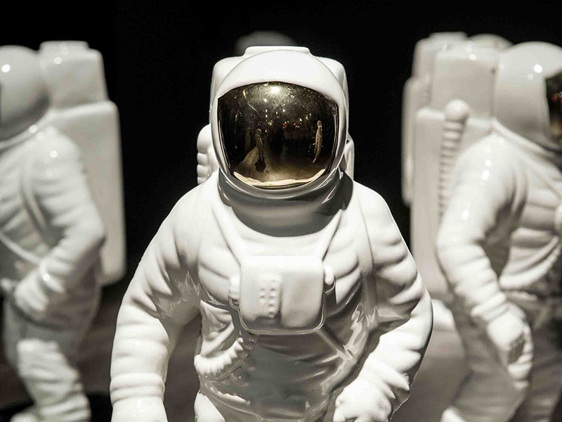 开云（中国） - 附件|花器|办公家具|设计师家具|宇航员花瓶