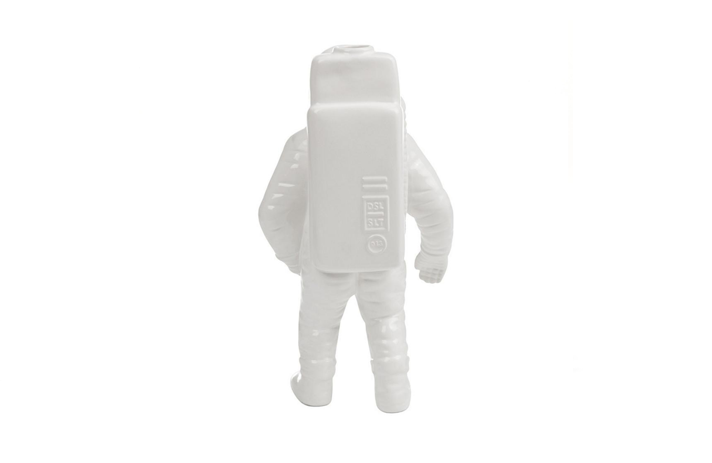 开云（中国） - 附件|花器|办公家具|设计师家具|宇航员花瓶