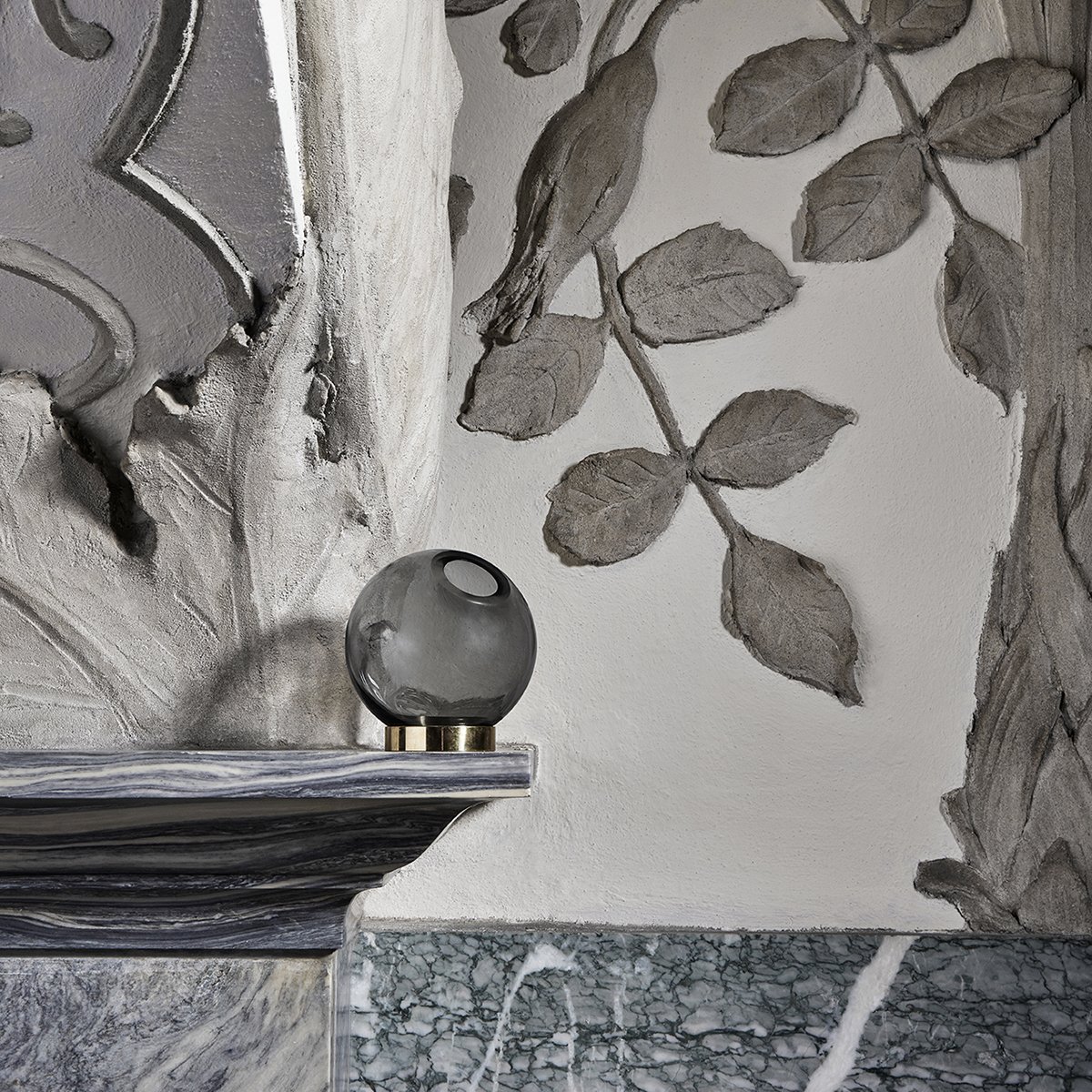 开云（中国） - 附件|花器|办公家具|设计师家具|地球花瓶