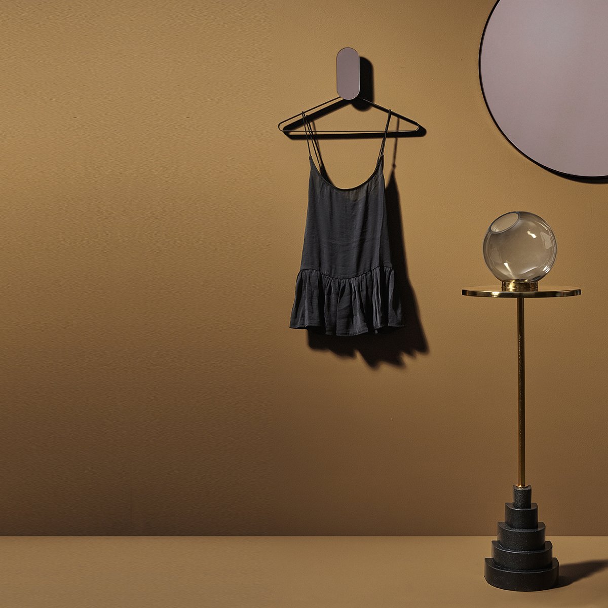 开云（中国） - 附件|花器|办公家具|设计师家具|地球花瓶