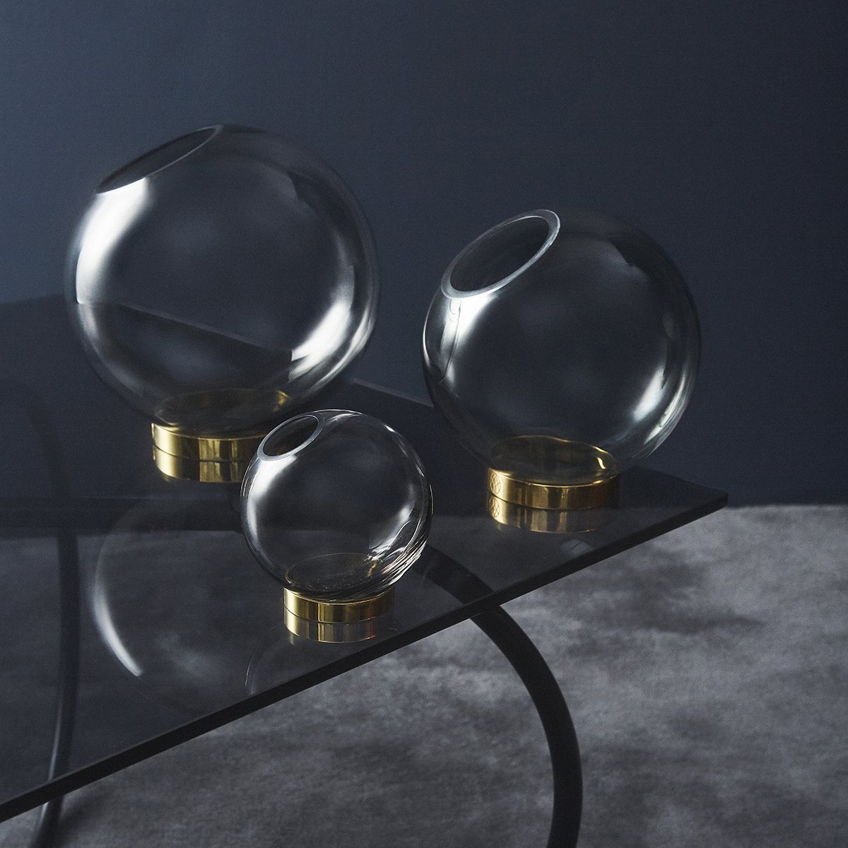 开云（中国） - 附件|花器|办公家具|设计师家具|地球花瓶