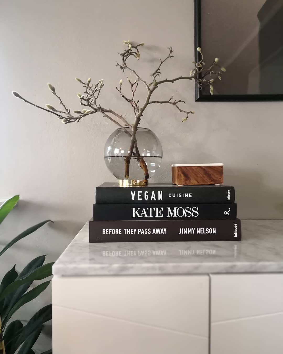 开云（中国） - 附件|花器|办公家具|设计师家具|地球花瓶