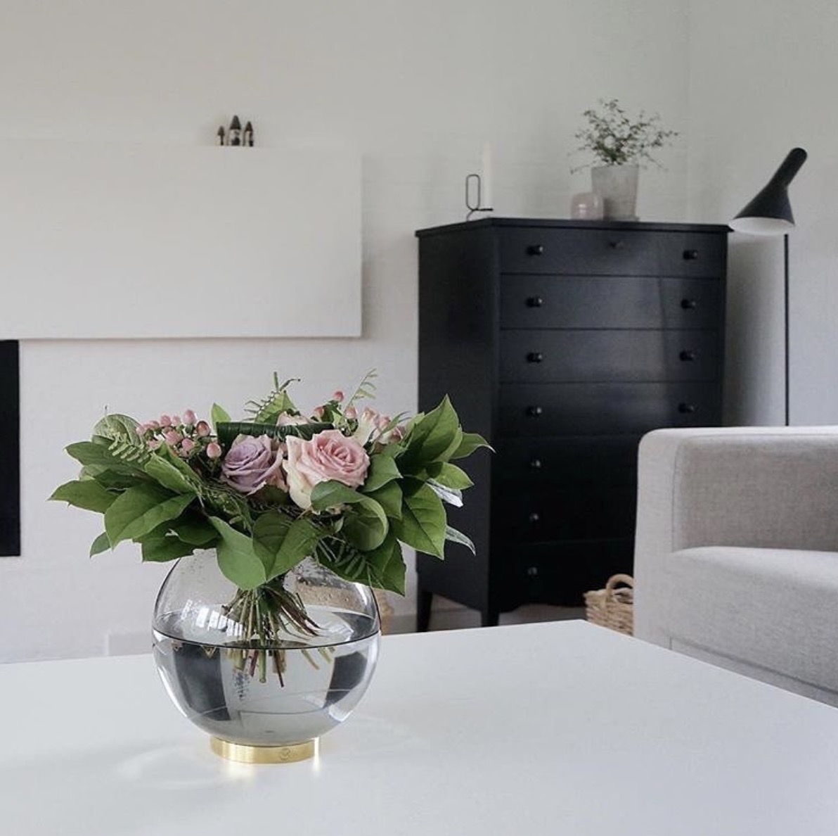 开云（中国） - 附件|花器|办公家具|设计师家具|地球花瓶