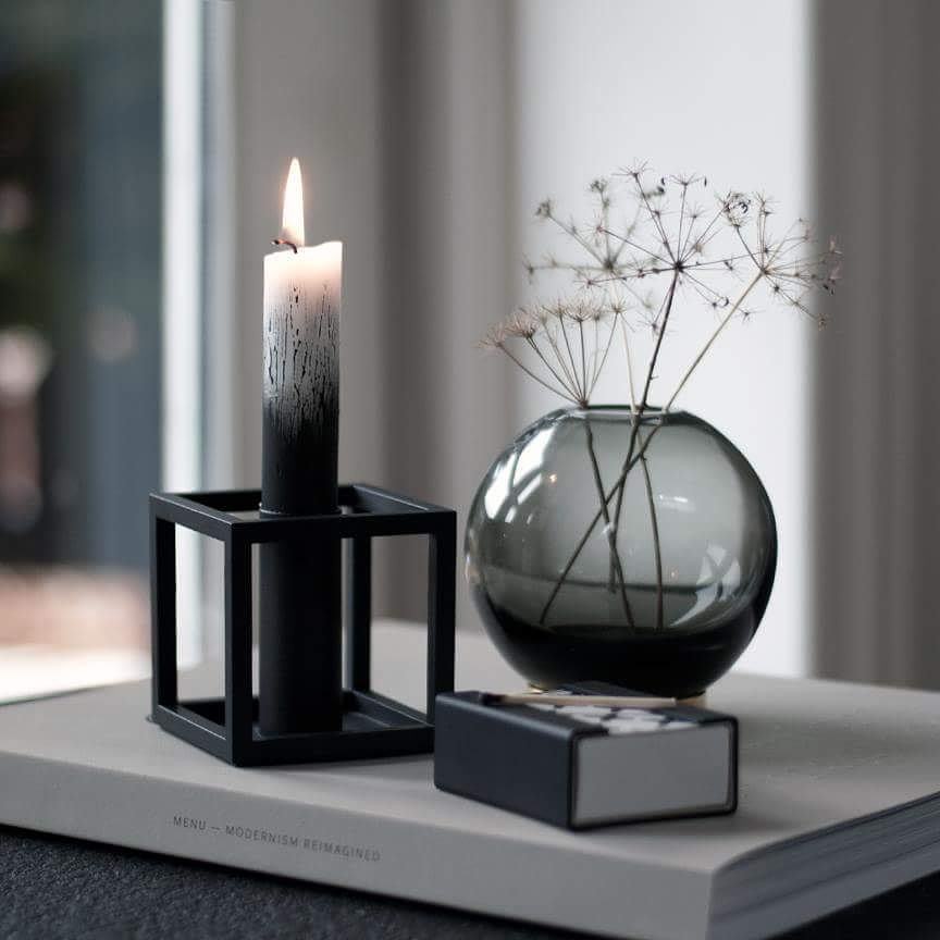 开云（中国） - 附件|花器|办公家具|设计师家具|地球花瓶