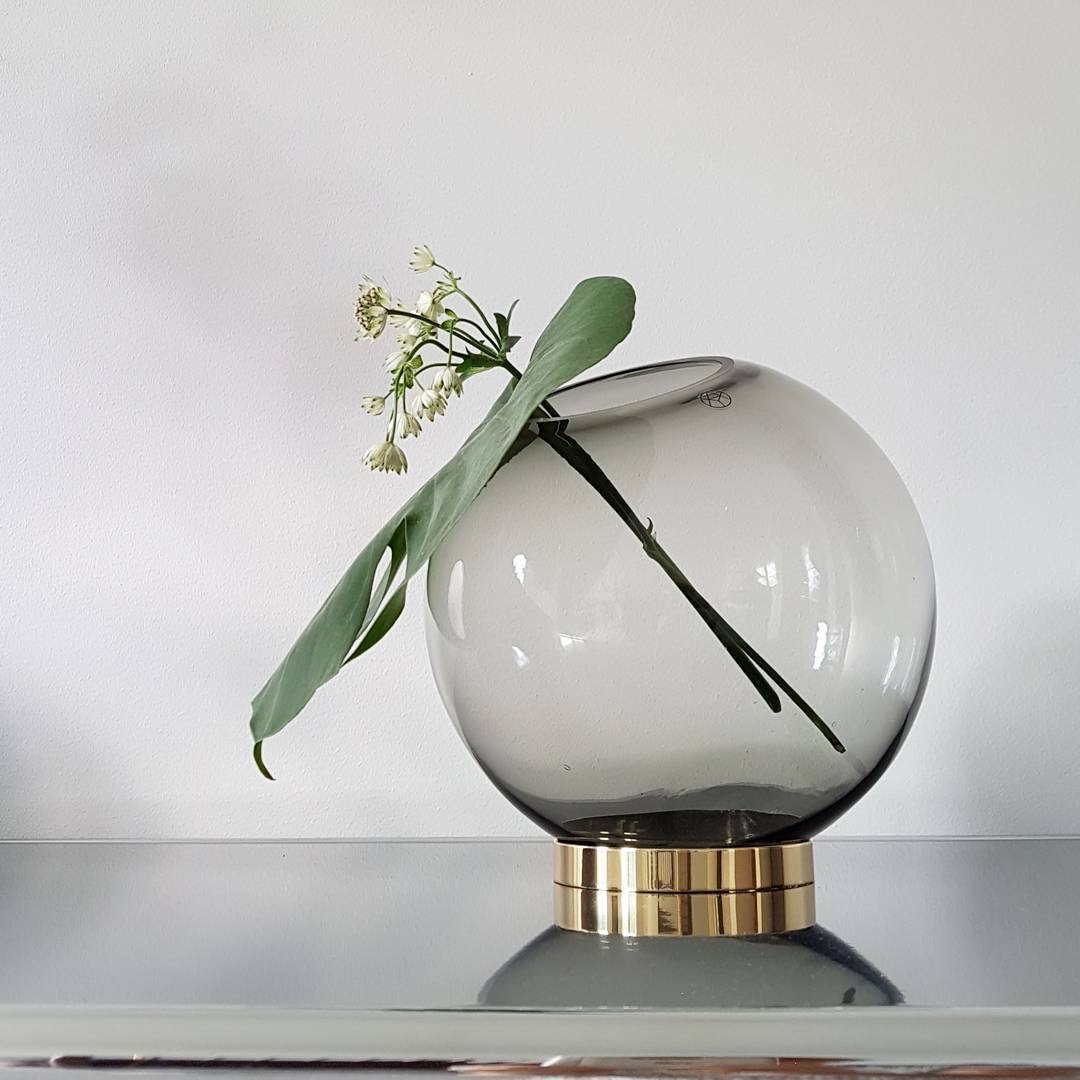 开云（中国） - 附件|花器|办公家具|设计师家具|地球花瓶