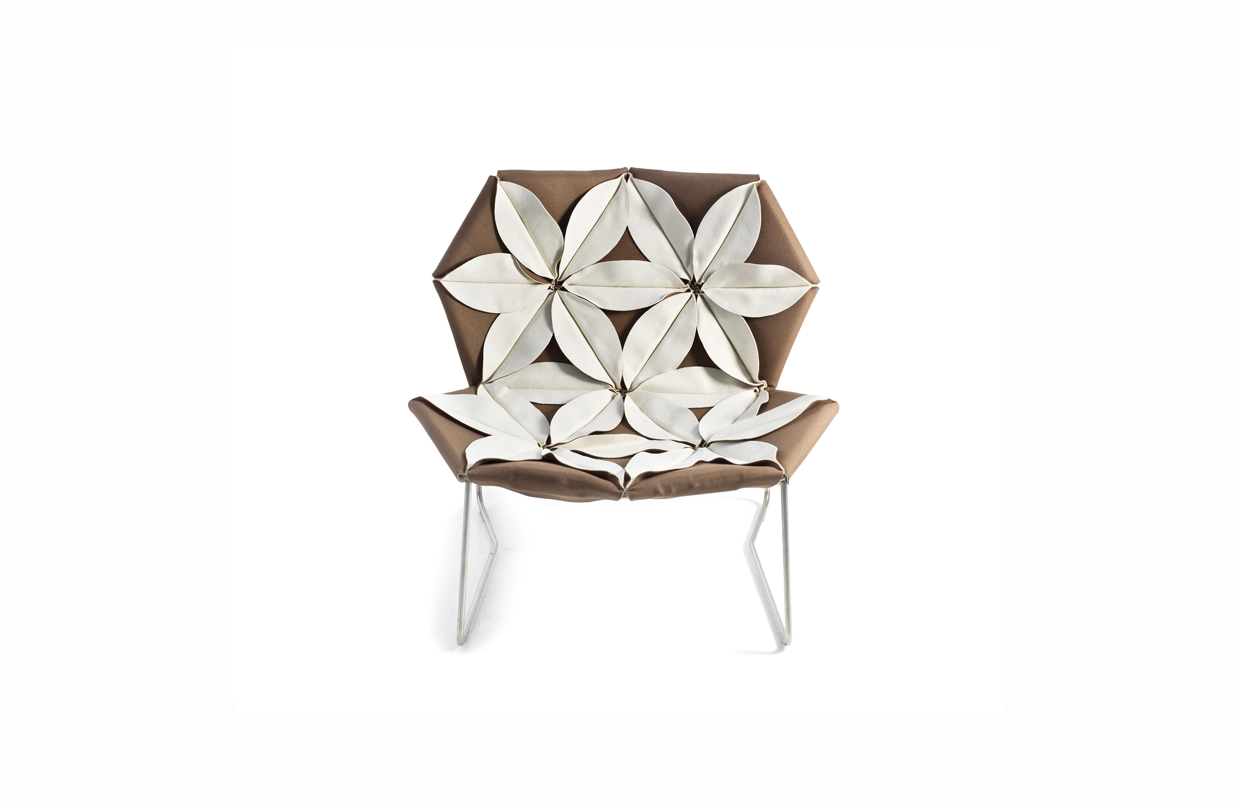 开云（中国） - 坐具|休闲椅|办公家具|设计师家具|花瓣休闲椅