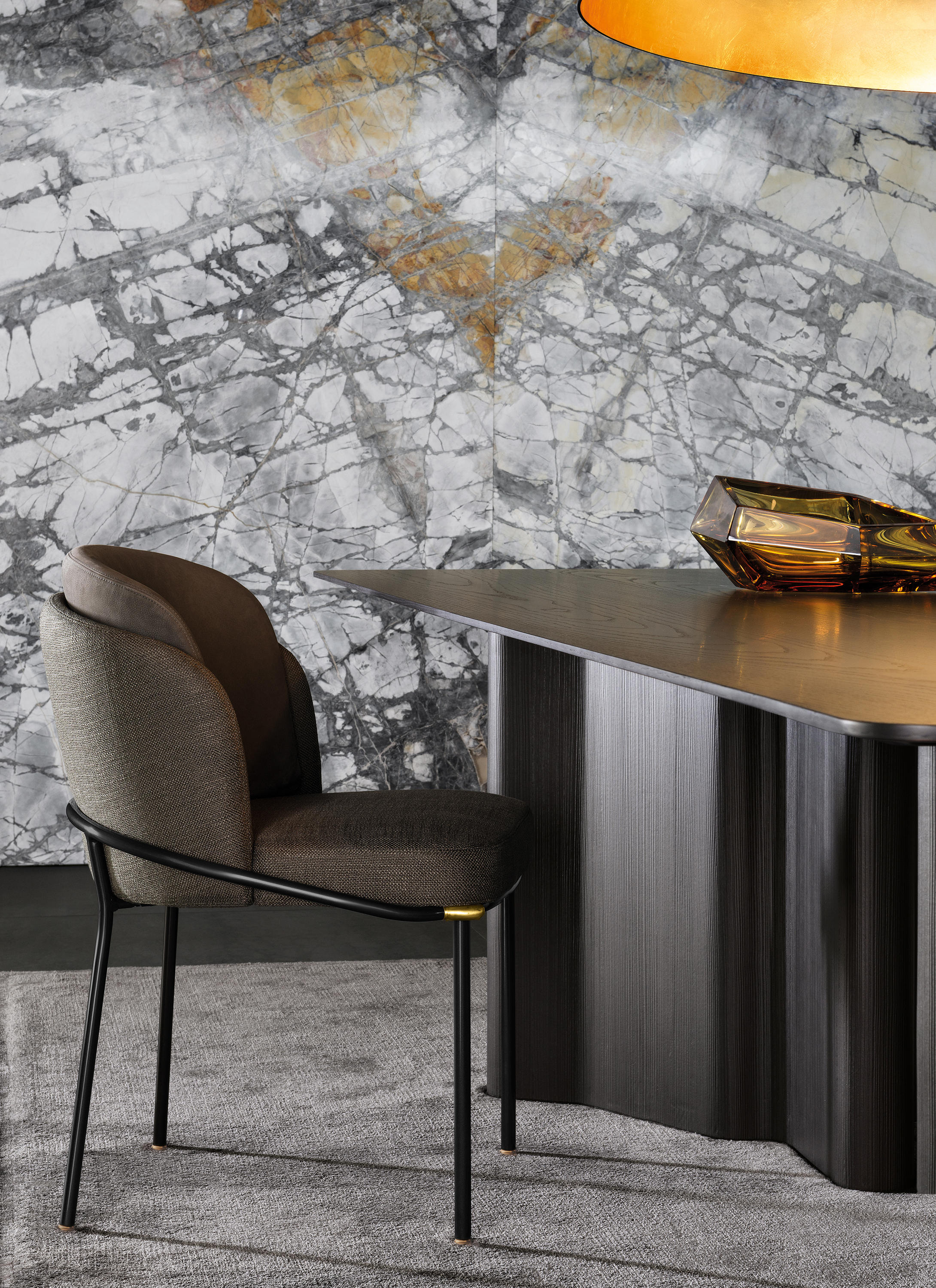 开云（中国） - 坐具|餐椅|办公家具|设计师家具|黑线餐椅