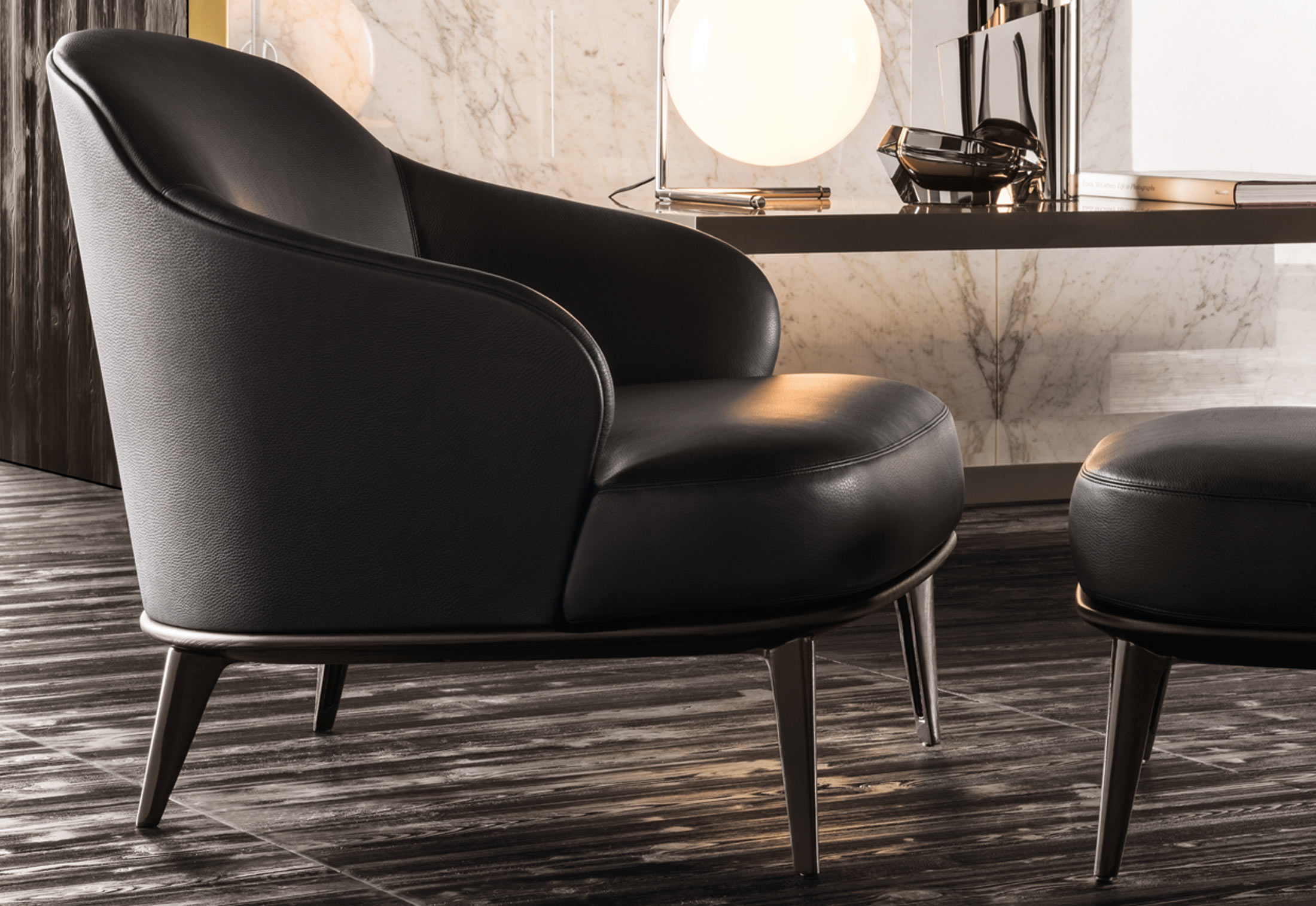 开云（中国） - 坐具|沙发|办公家具|设计师家具|莱斯利休闲椅