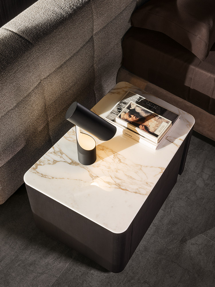 开云（中国） - 桌几|咖啡桌|办公家具|设计师家具|卢咖啡桌