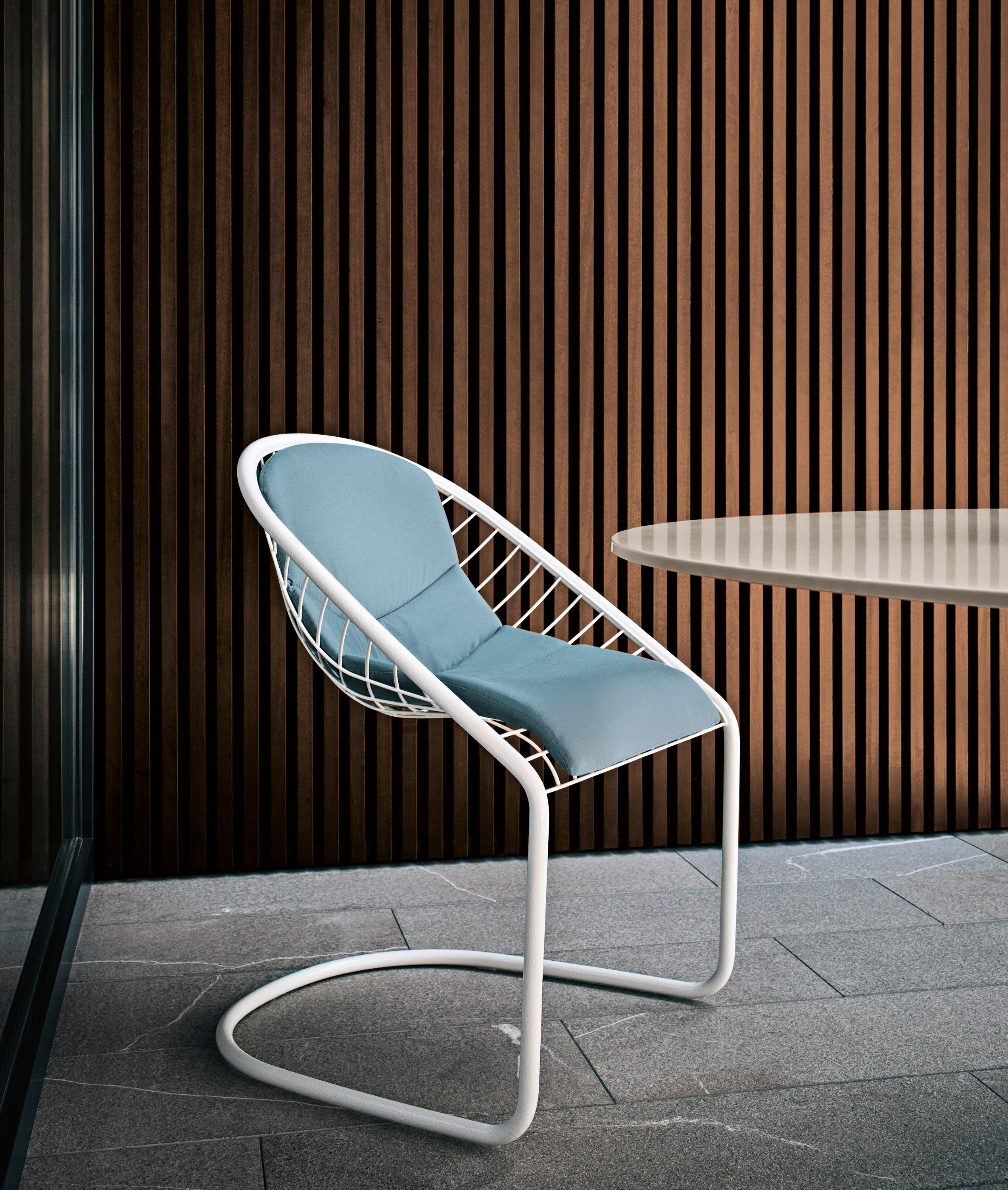 开云（中国） - 坐具|户外椅|办公家具|设计师家具|科蒂娜椅