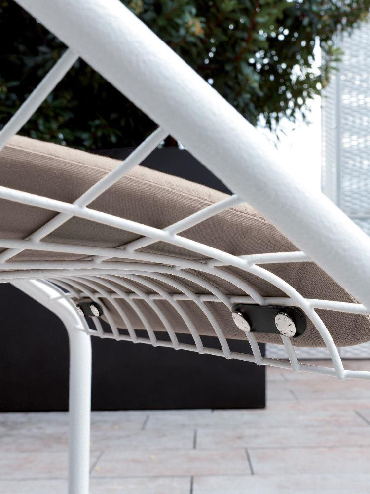 开云（中国） - 坐具|户外椅|办公家具|设计师家具|科蒂娜椅