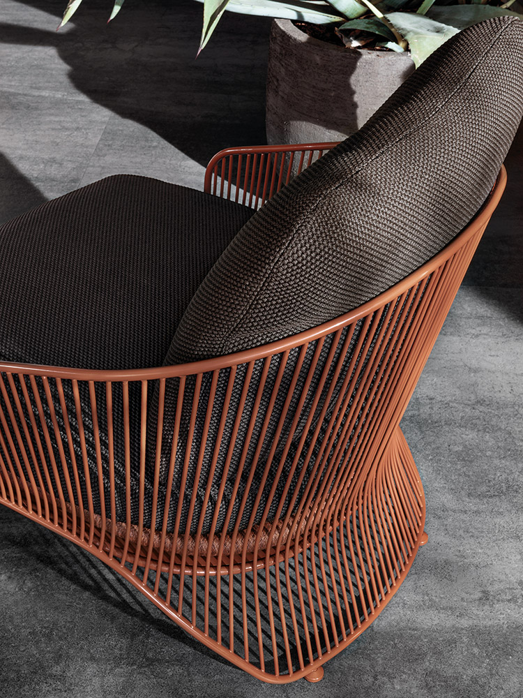 开云（中国） - 坐具|户外椅|办公家具|设计师家具|科莱特扶手椅