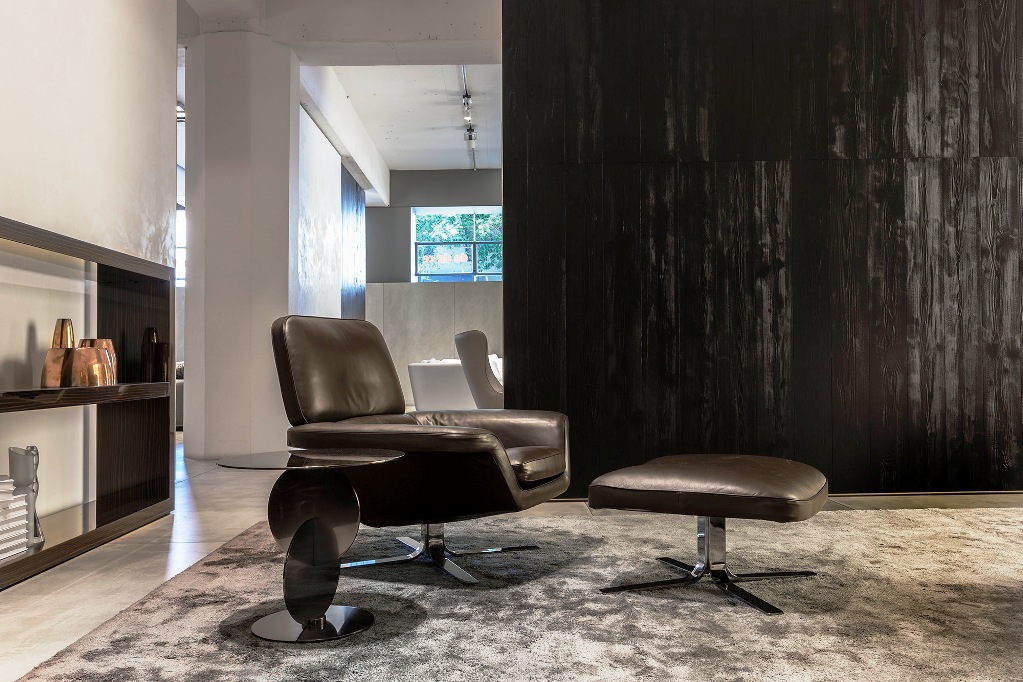 开云（中国） - 桌几|茶几/边几|办公家具|设计师家具|迪沃茶几