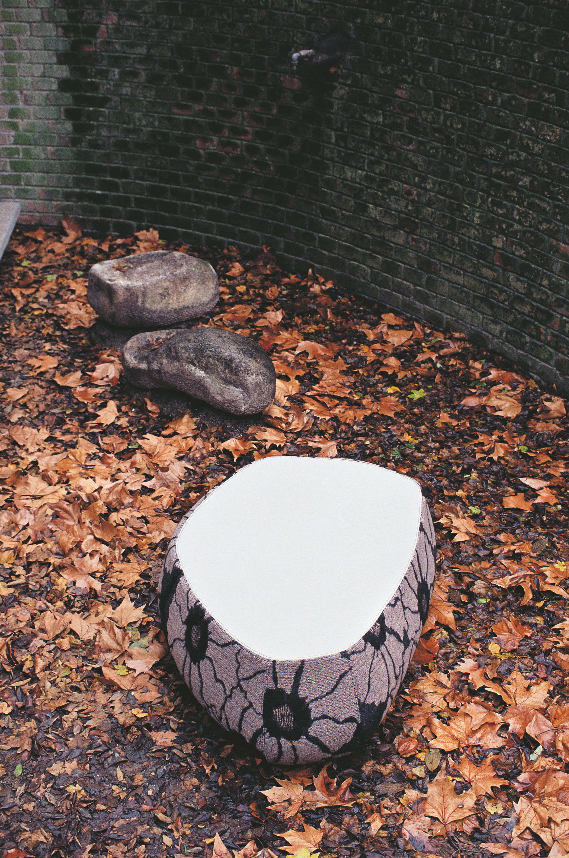 开云（中国） - 坐具|吧椅/凳子|办公家具|设计师家具|峡湾矮墩