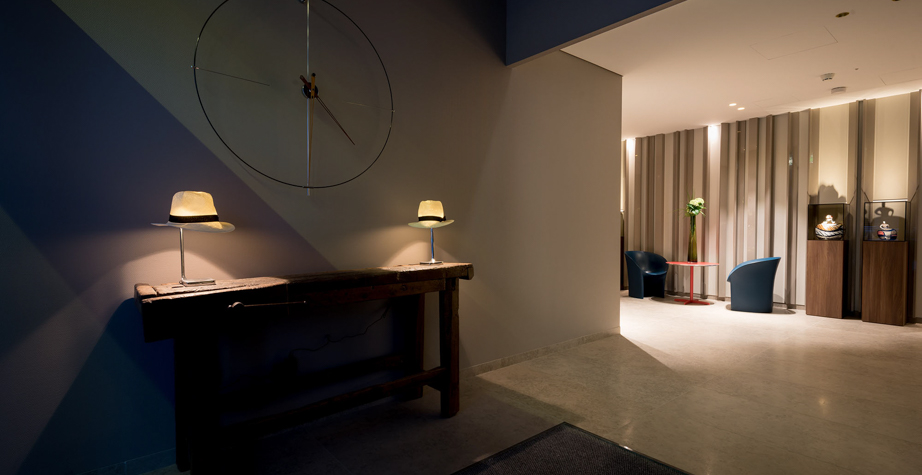 开云（中国） - 坐具|休闲椅|办公家具|设计师家具|月亮扶手椅