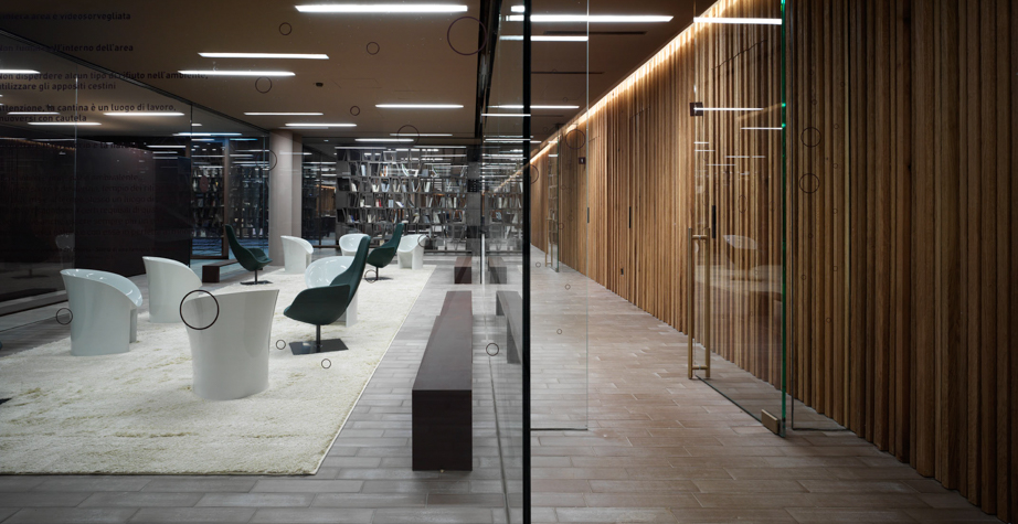 开云（中国） - 坐具|休闲椅|办公家具|设计师家具|月亮扶手椅